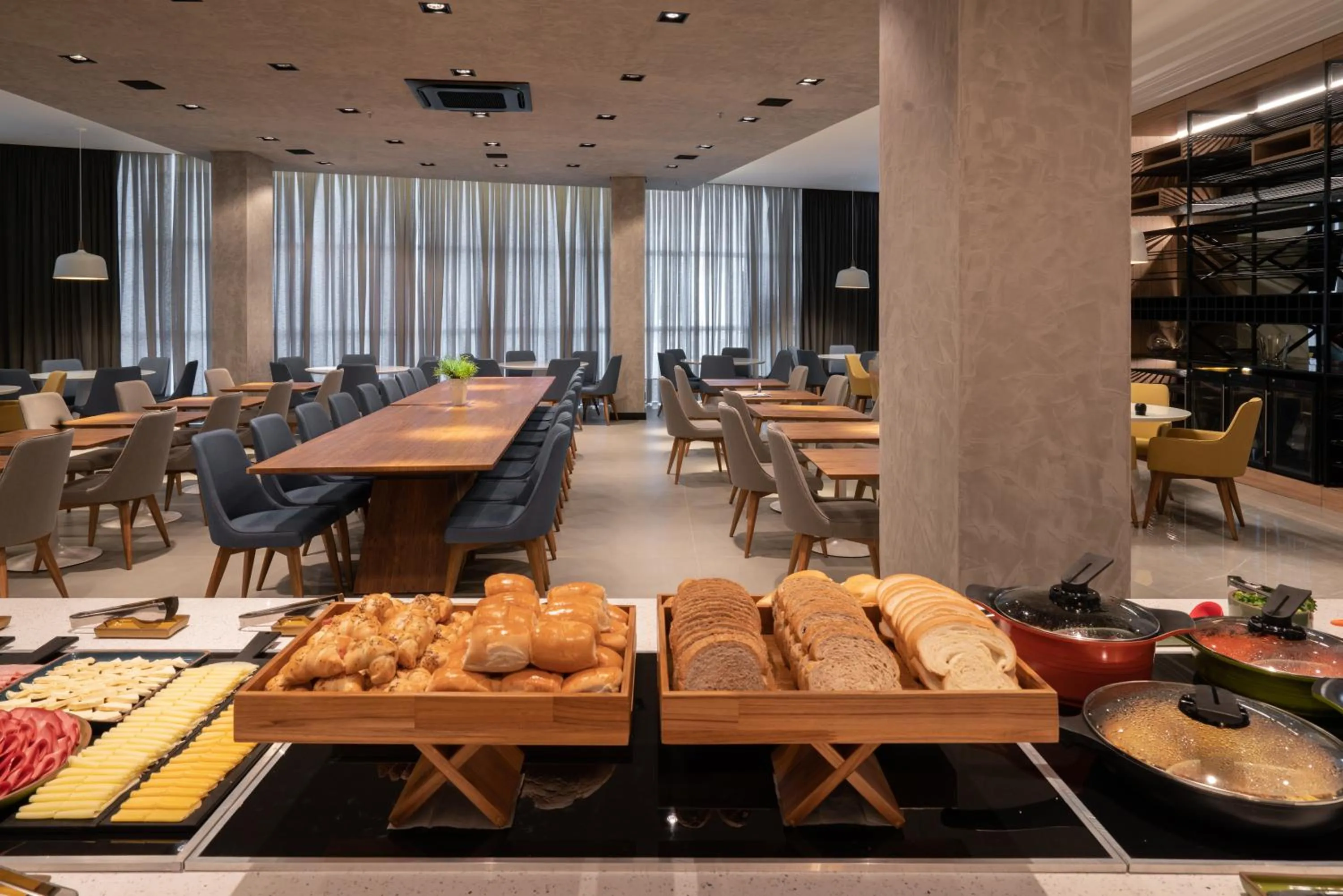 Restaurant/places to eat in Slaviero Chapecó - Pet Friendly - Próximo a EFAPI