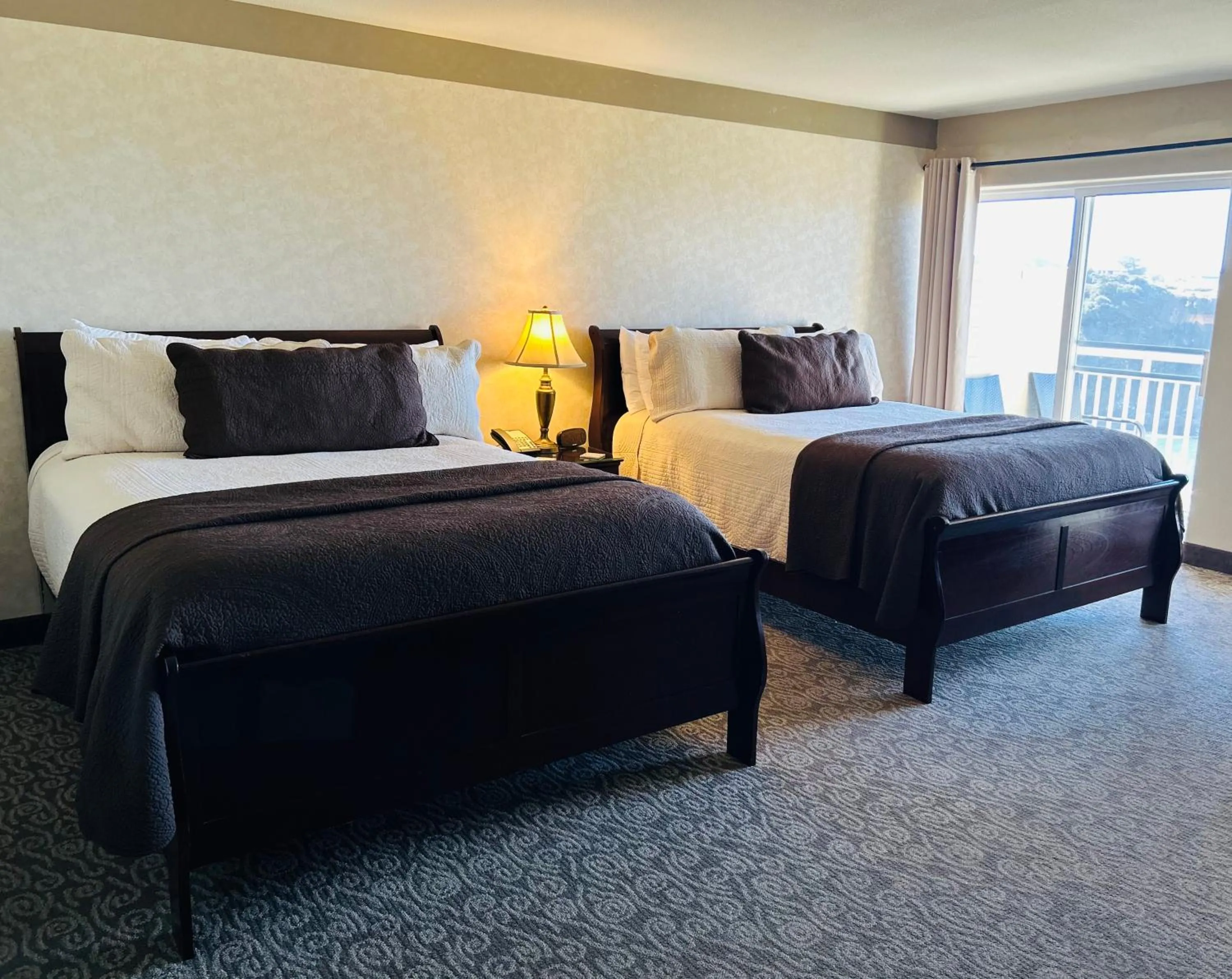 Bed in North Cliff Hotel