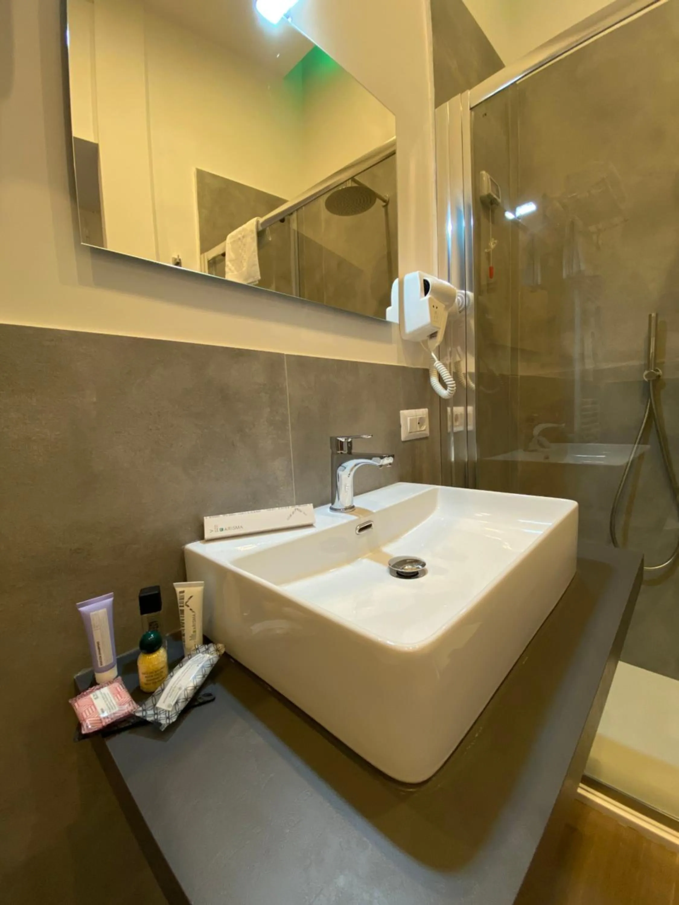 Decorative detail in Salotto Toledo