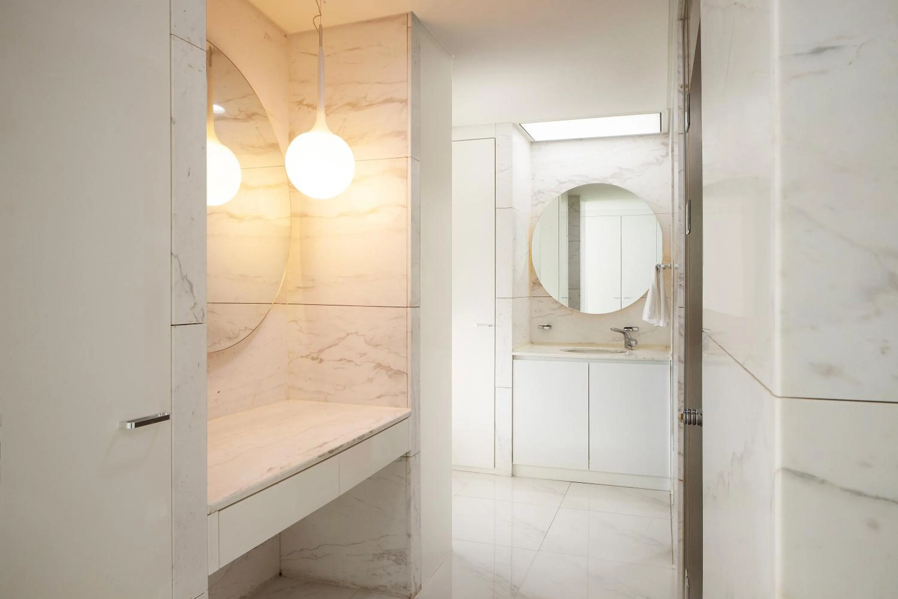 Decorative detail in Shin Shin Hotel Jeju Ocean