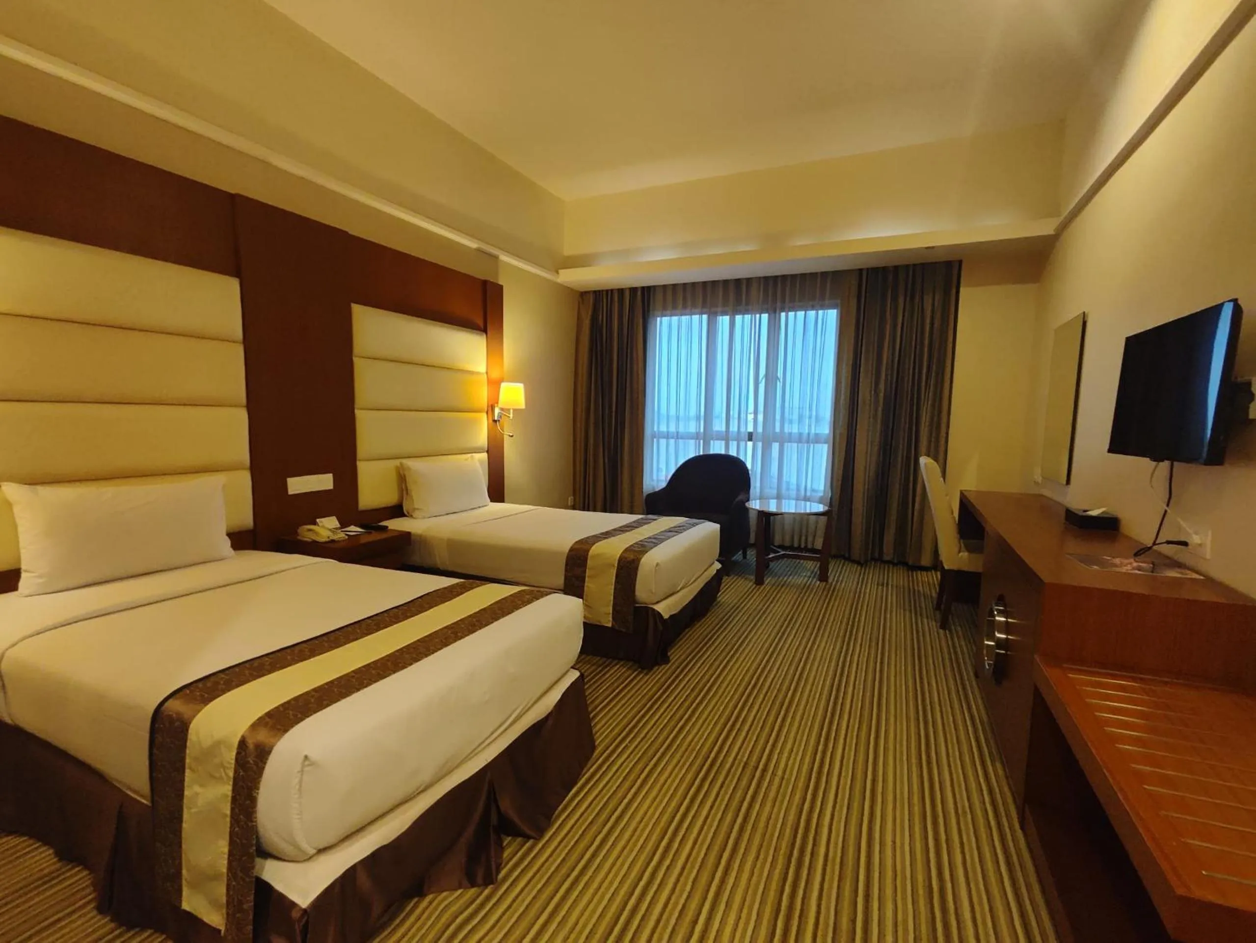 TV and multimedia, Bed in Pearl View Hotel Prai, Penang