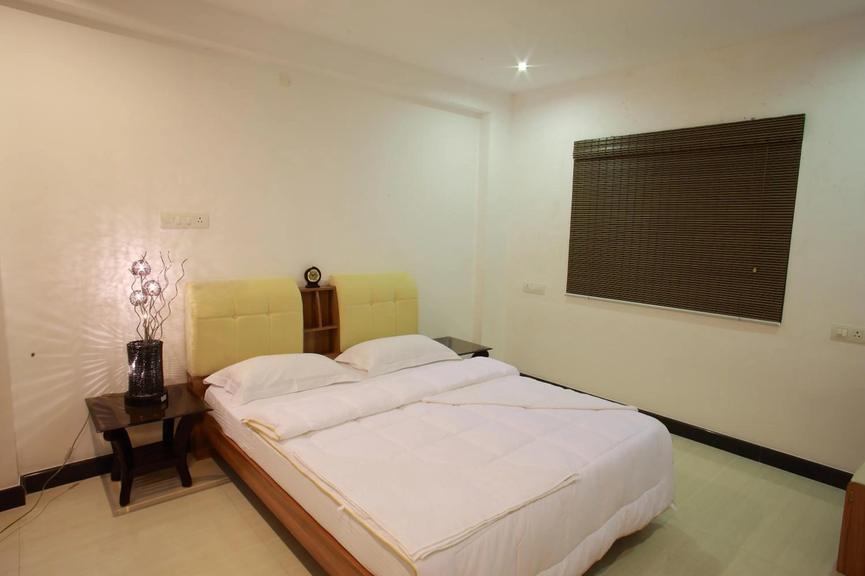 Bedroom in Phils' Residency & Banquets