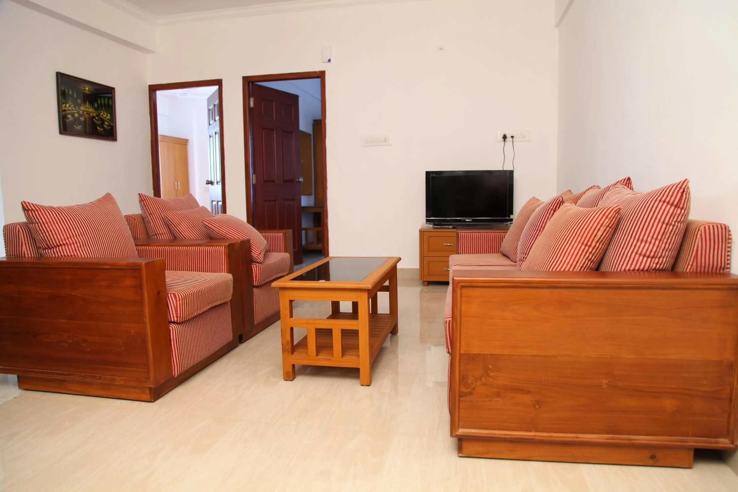 Living room in Phils' Residency & Banquets