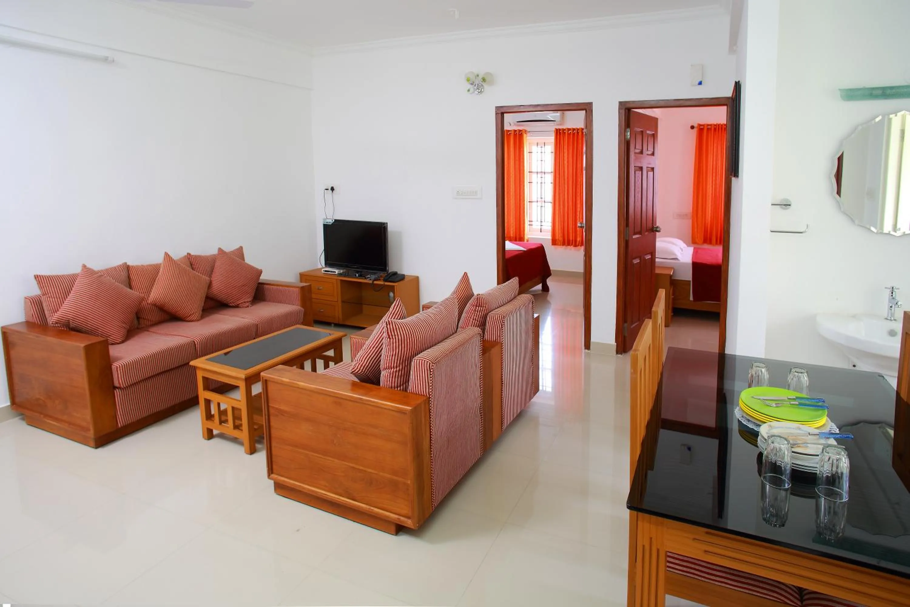 Living room in Phils' Residency & Banquets