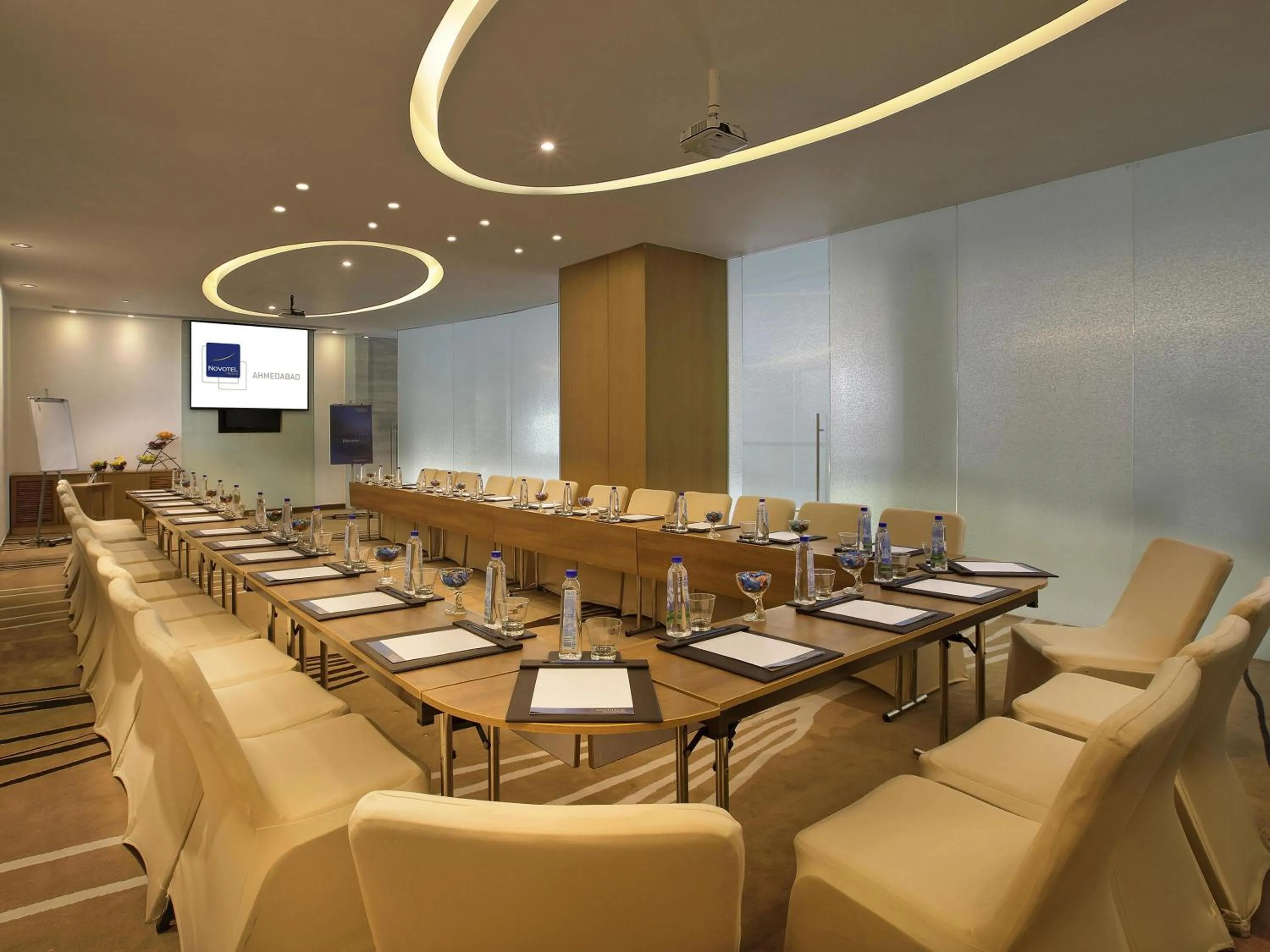 Meeting/conference room in Novotel Ahmedabad