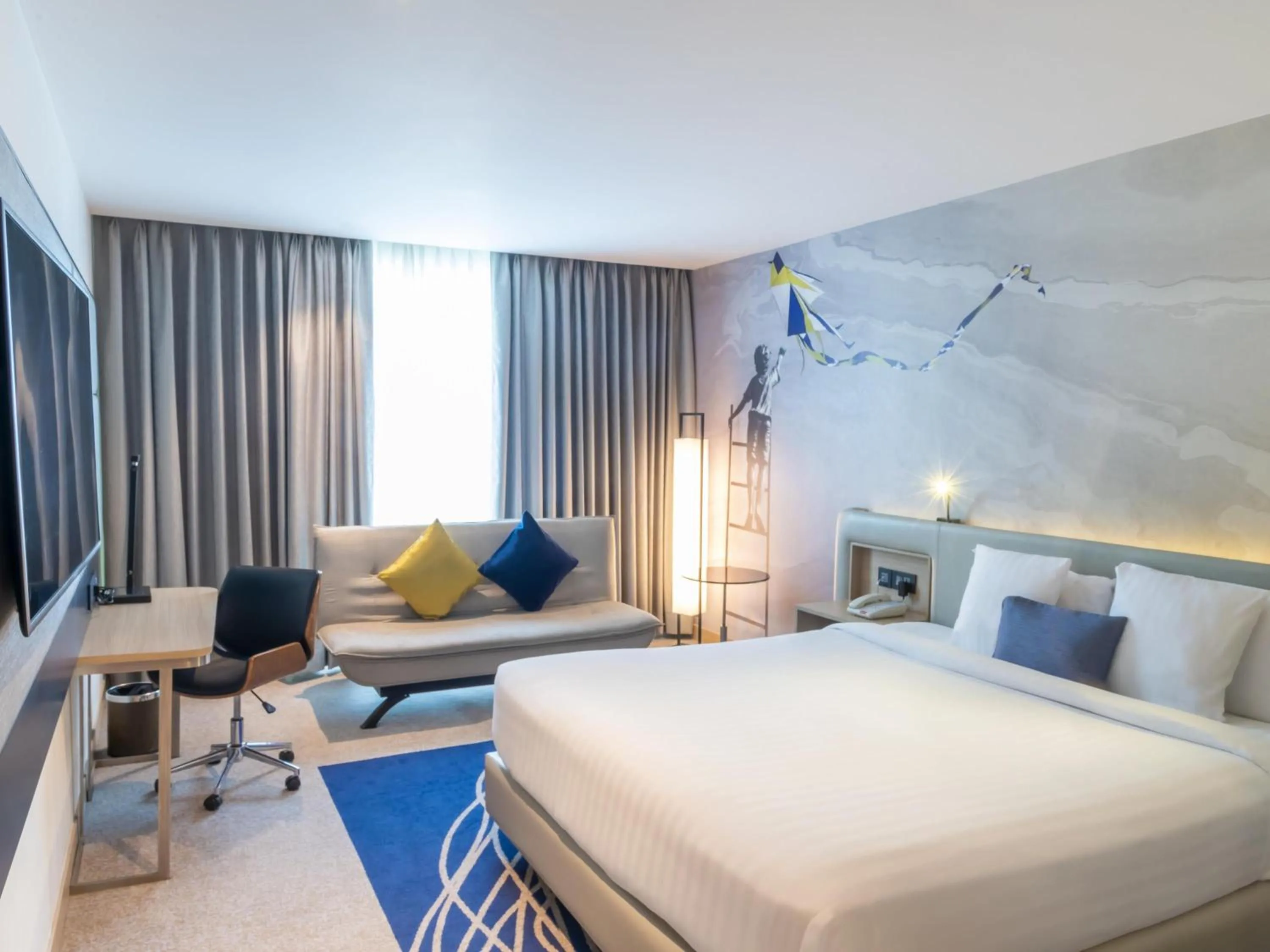 Bedroom, Bed in Novotel Ahmedabad