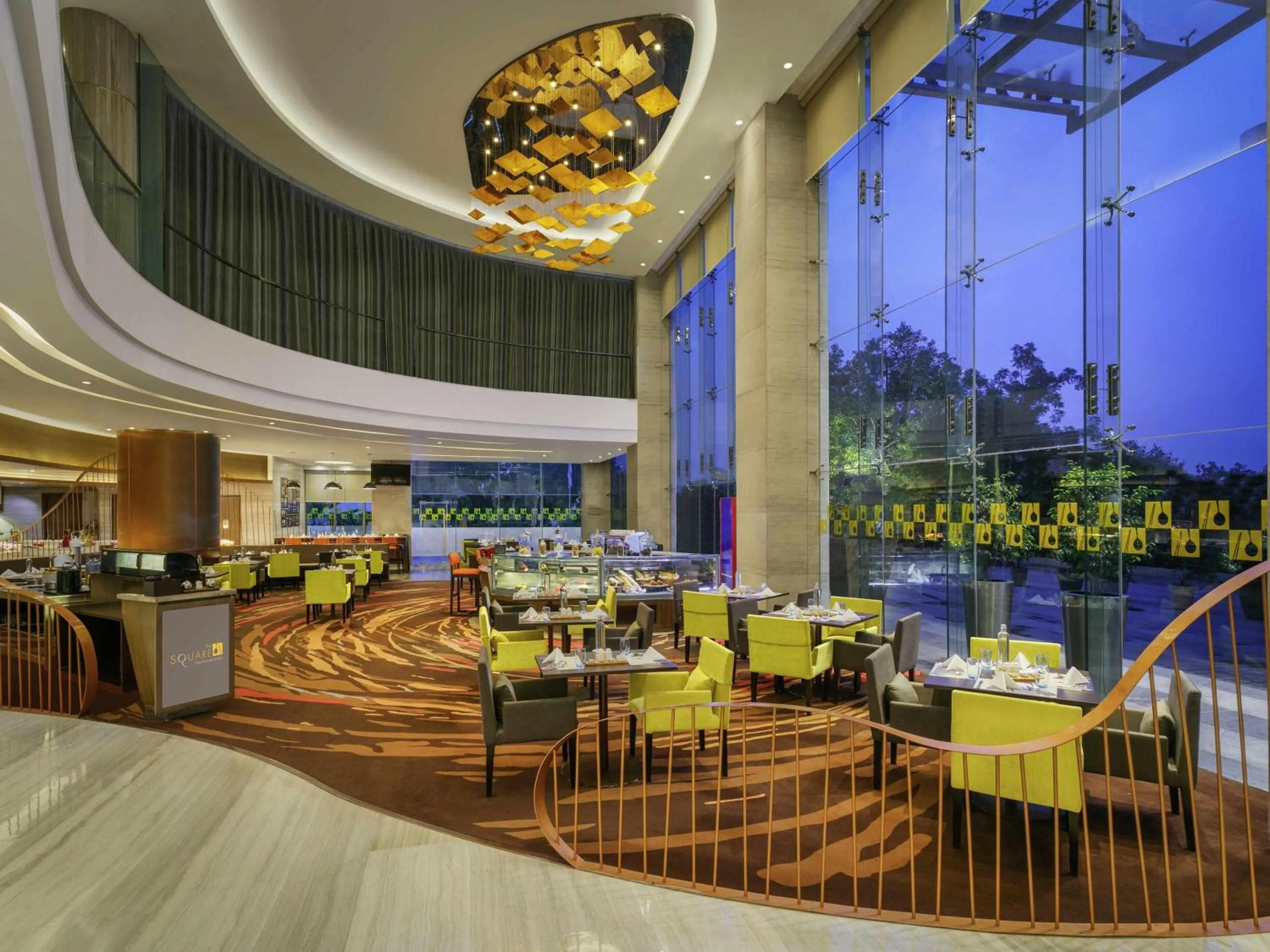 Restaurant/places to eat in Novotel Ahmedabad