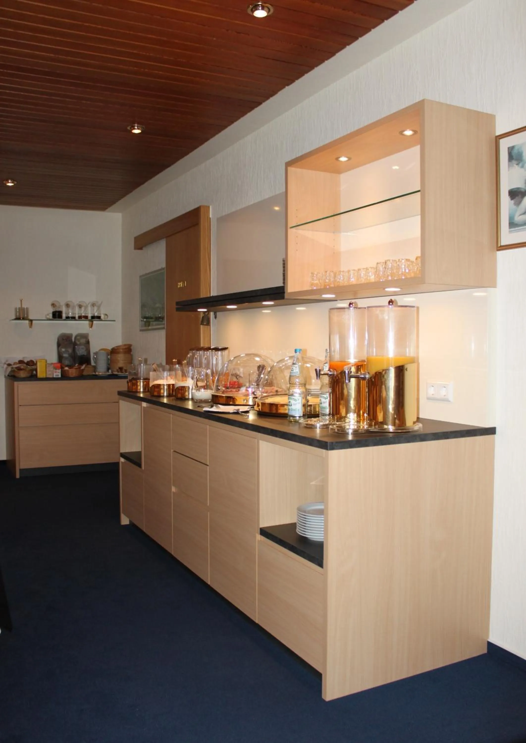 Buffet breakfast in Hotel Garni Eden