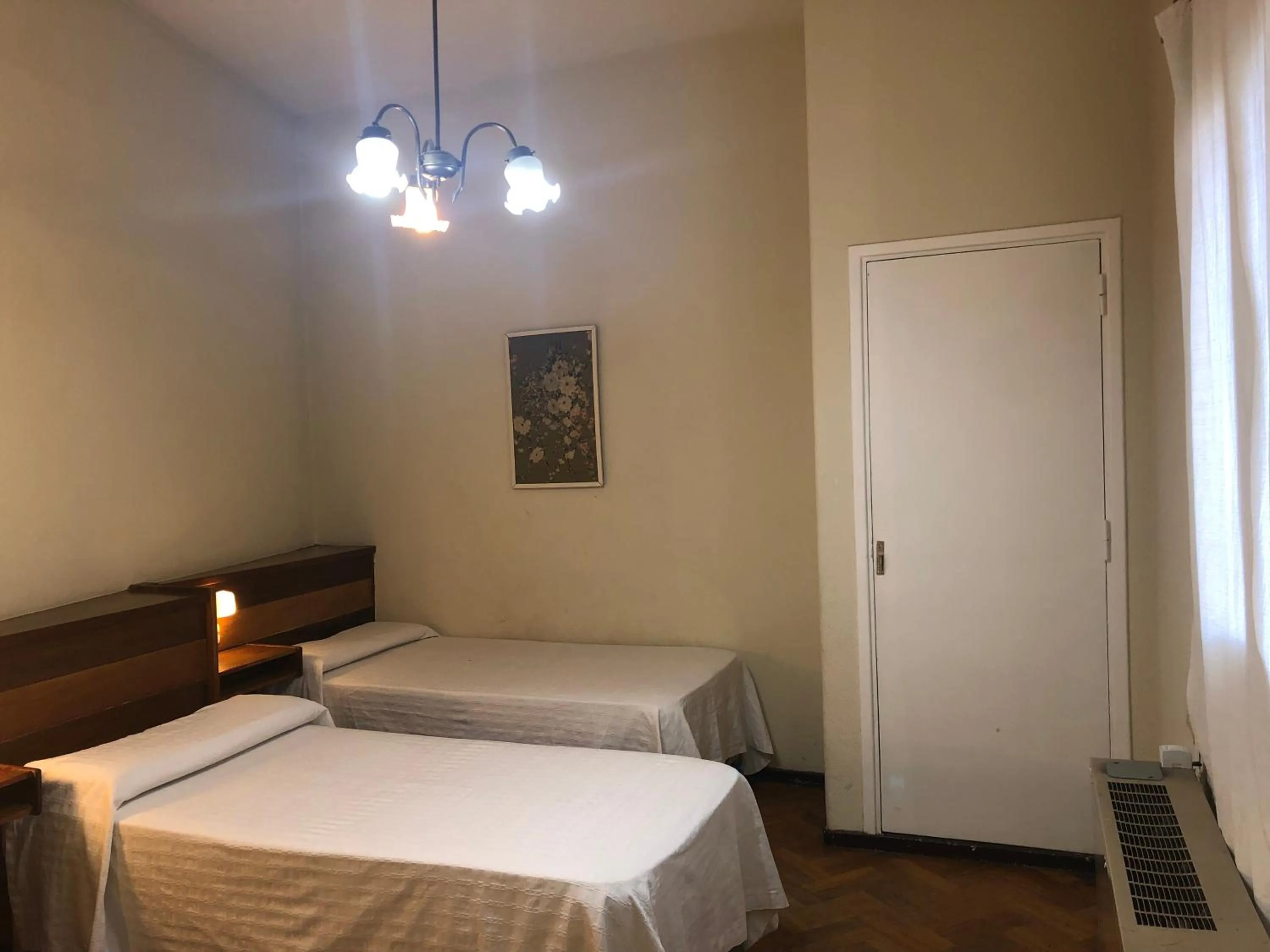 Bed in Palace Hotel Mendoza