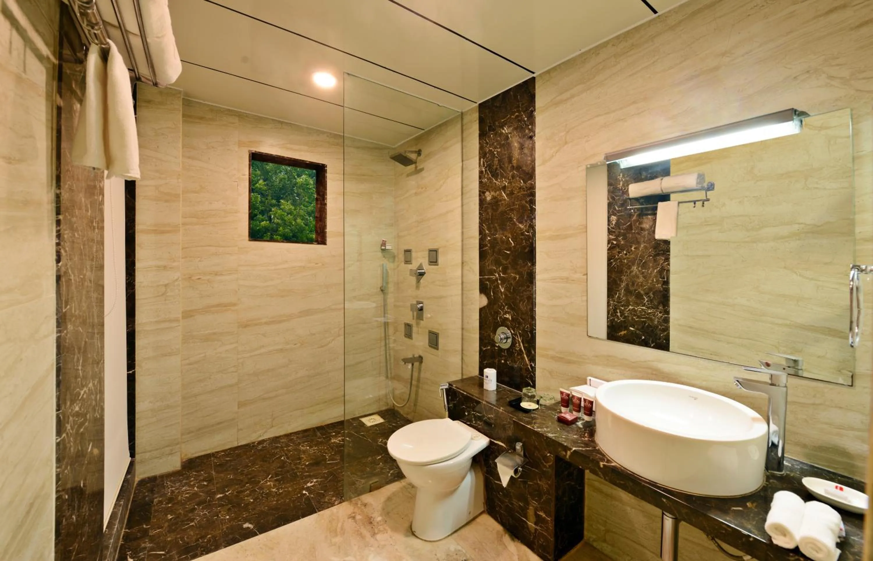 Bathroom in Lords Inn Porbandar