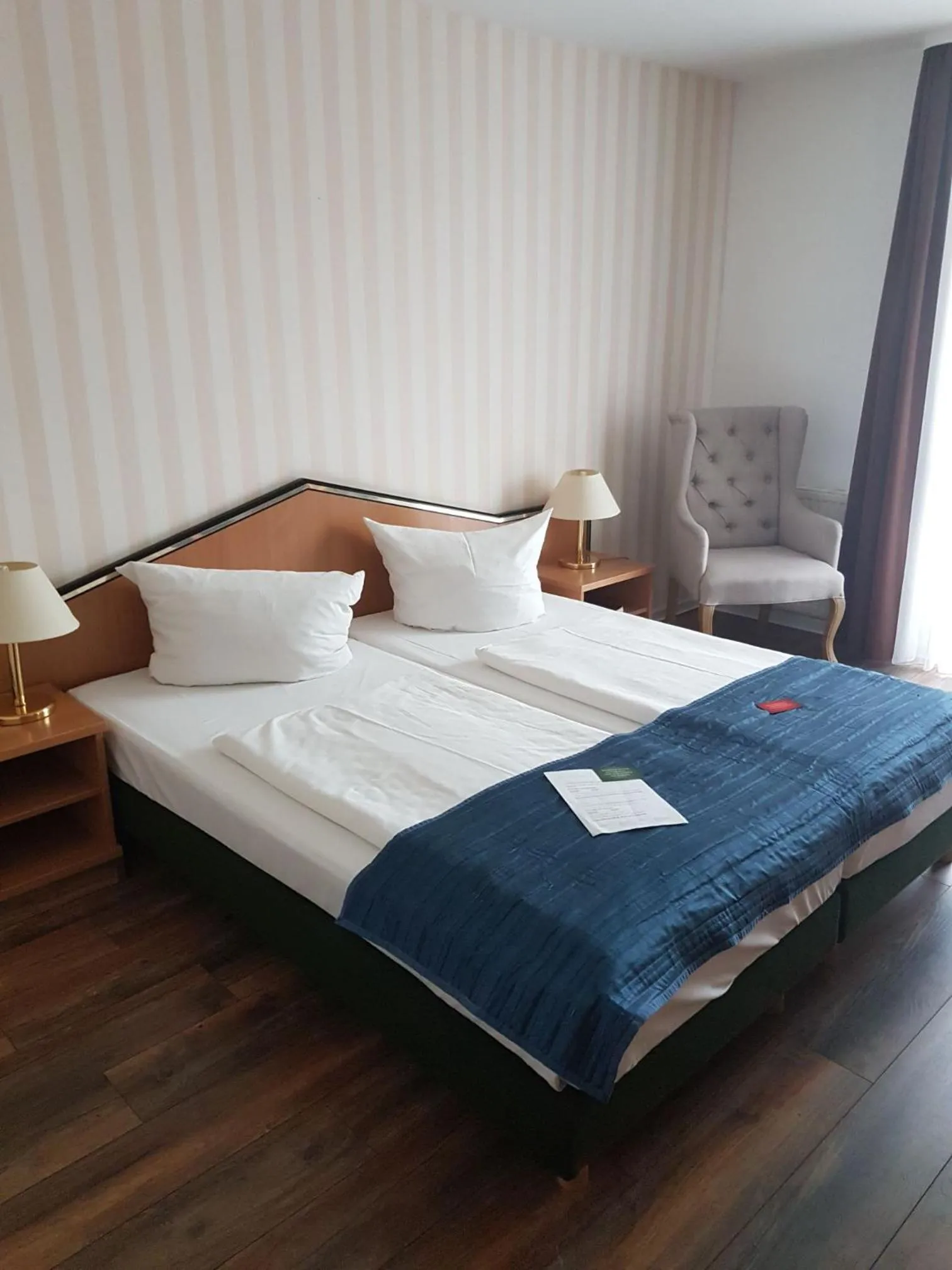 Photo of the whole room, Bed in Residenz Hotel Leipzig