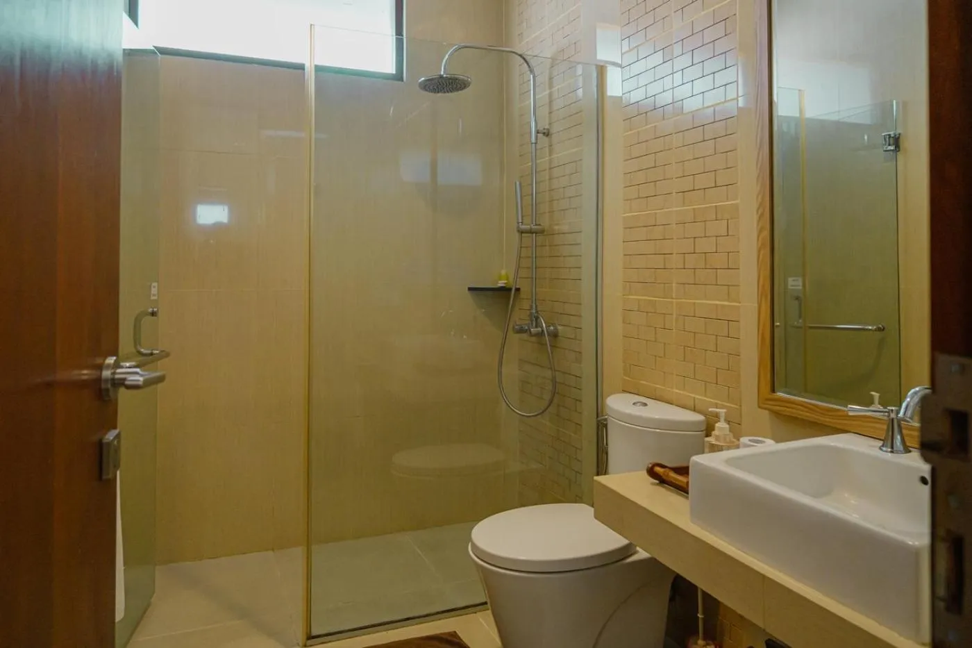 Bathroom in Oyama City View Villa 4 bedrooms with a private heated swimming pool