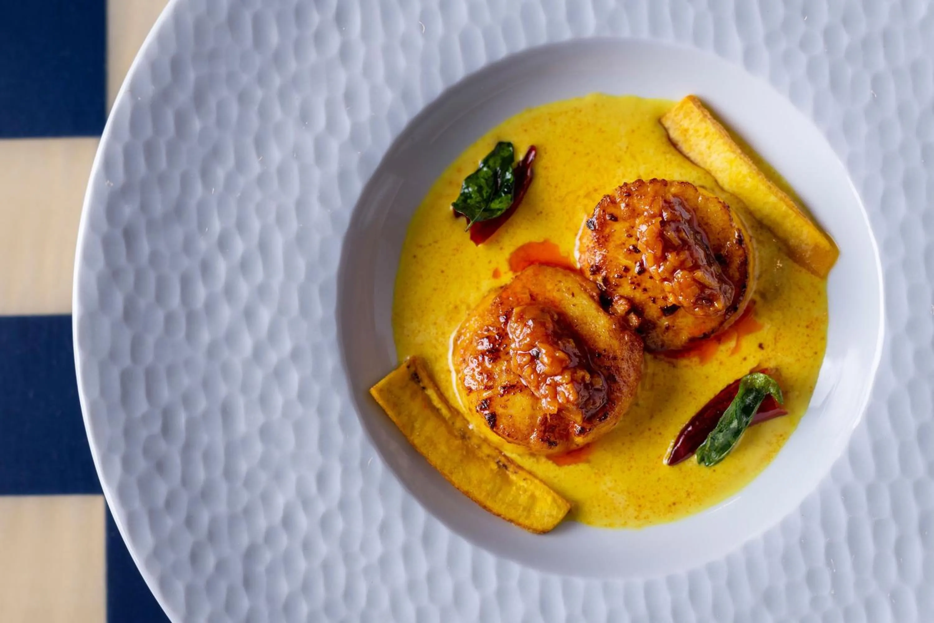 Restaurant/places to eat in Sheraton Grand Doha Resort & Convention Hotel