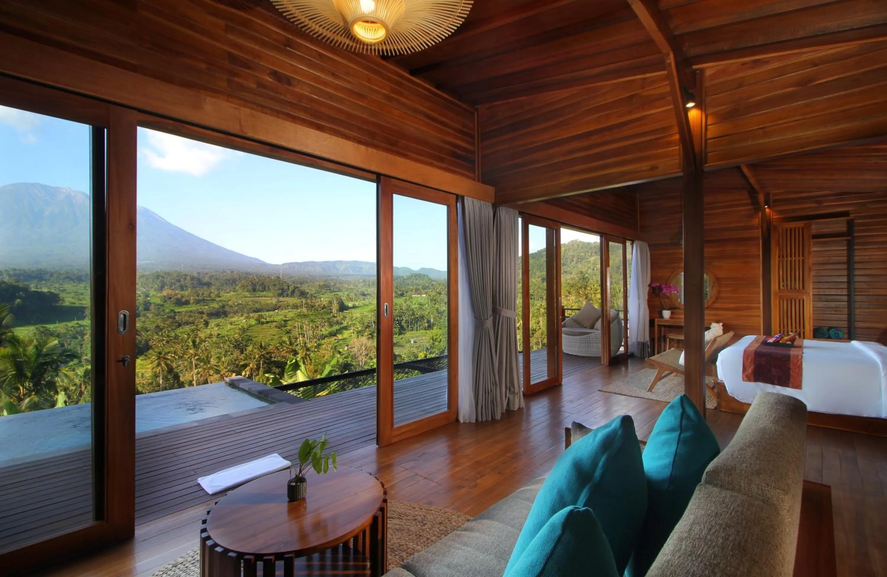 Balcony/Terrace in Patal Kikian Villa