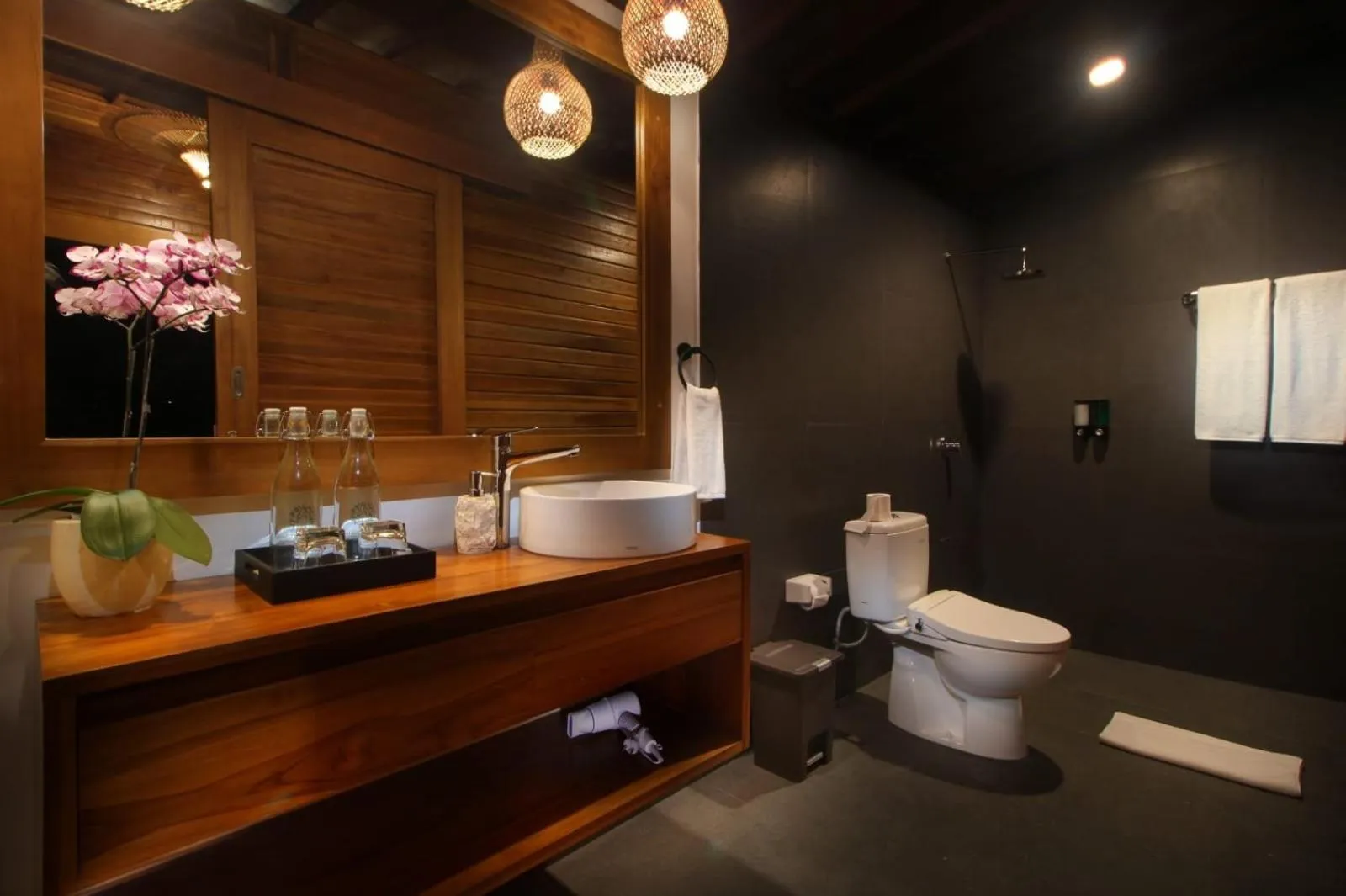 Bathroom in Patal Kikian Villa