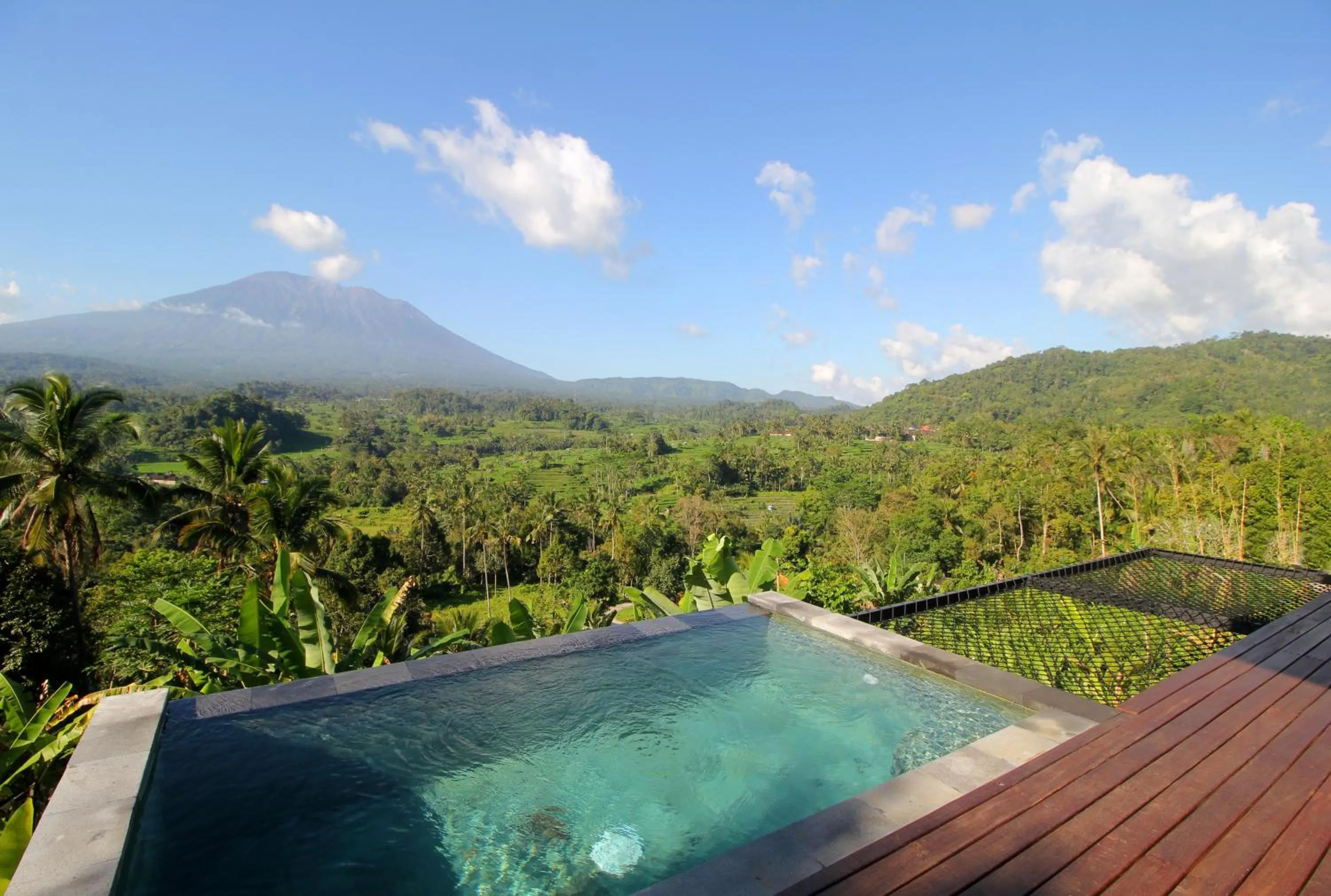 Mountain view in Patal Kikian Villa