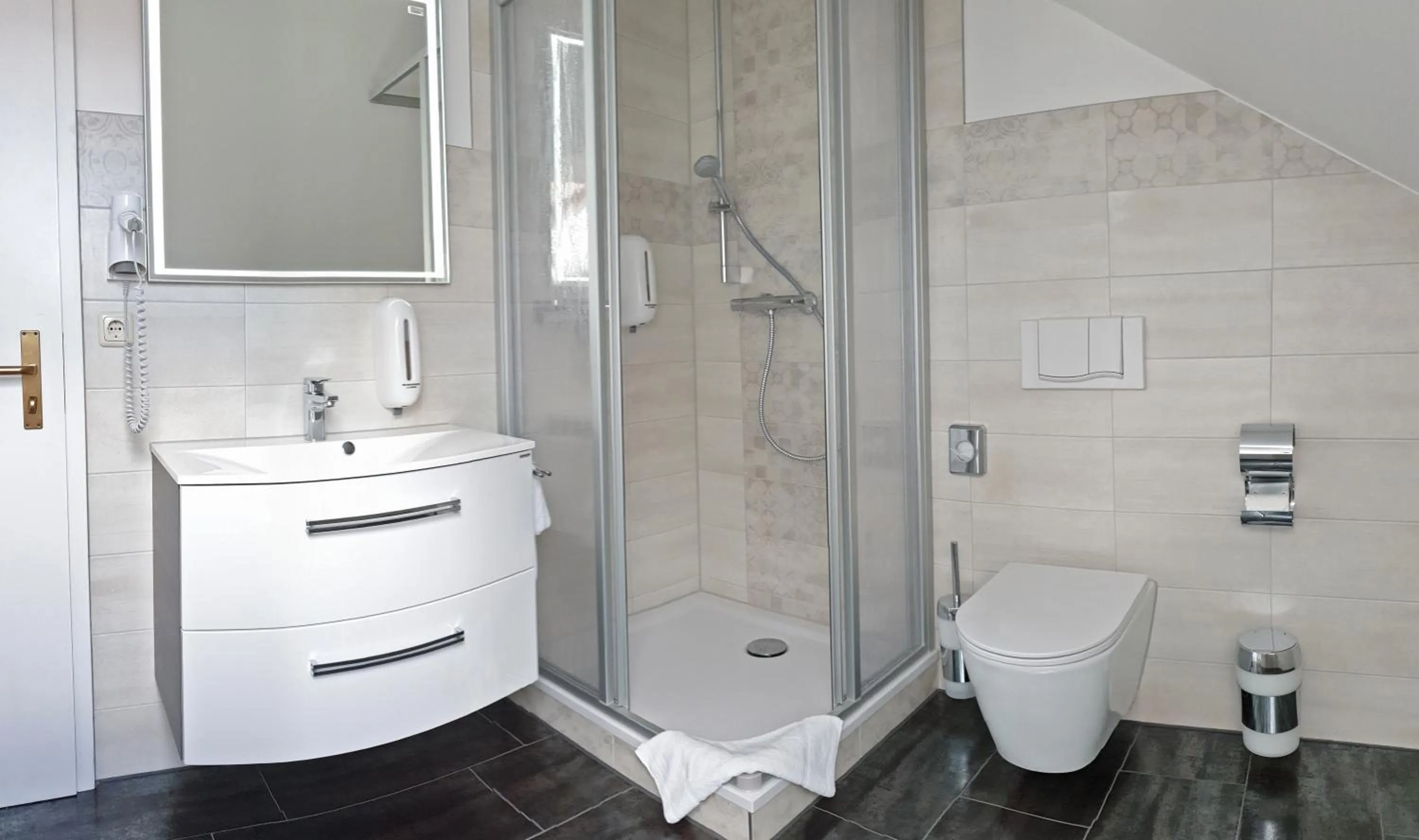 Bathroom in Land gut Hotel Hermann