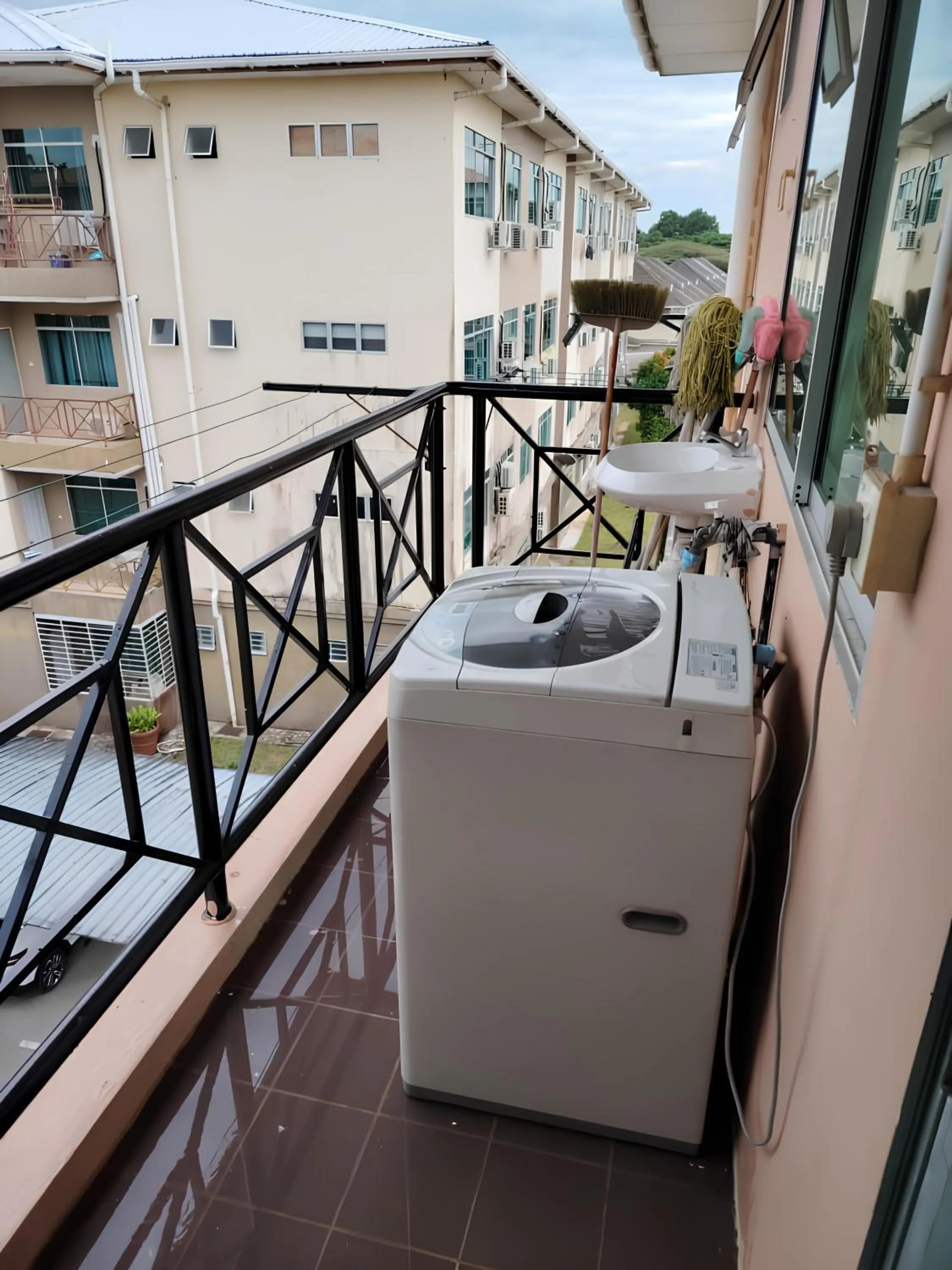 View (from property/room) in Natol Homestay - Kuching Home Penthouse Airport Road