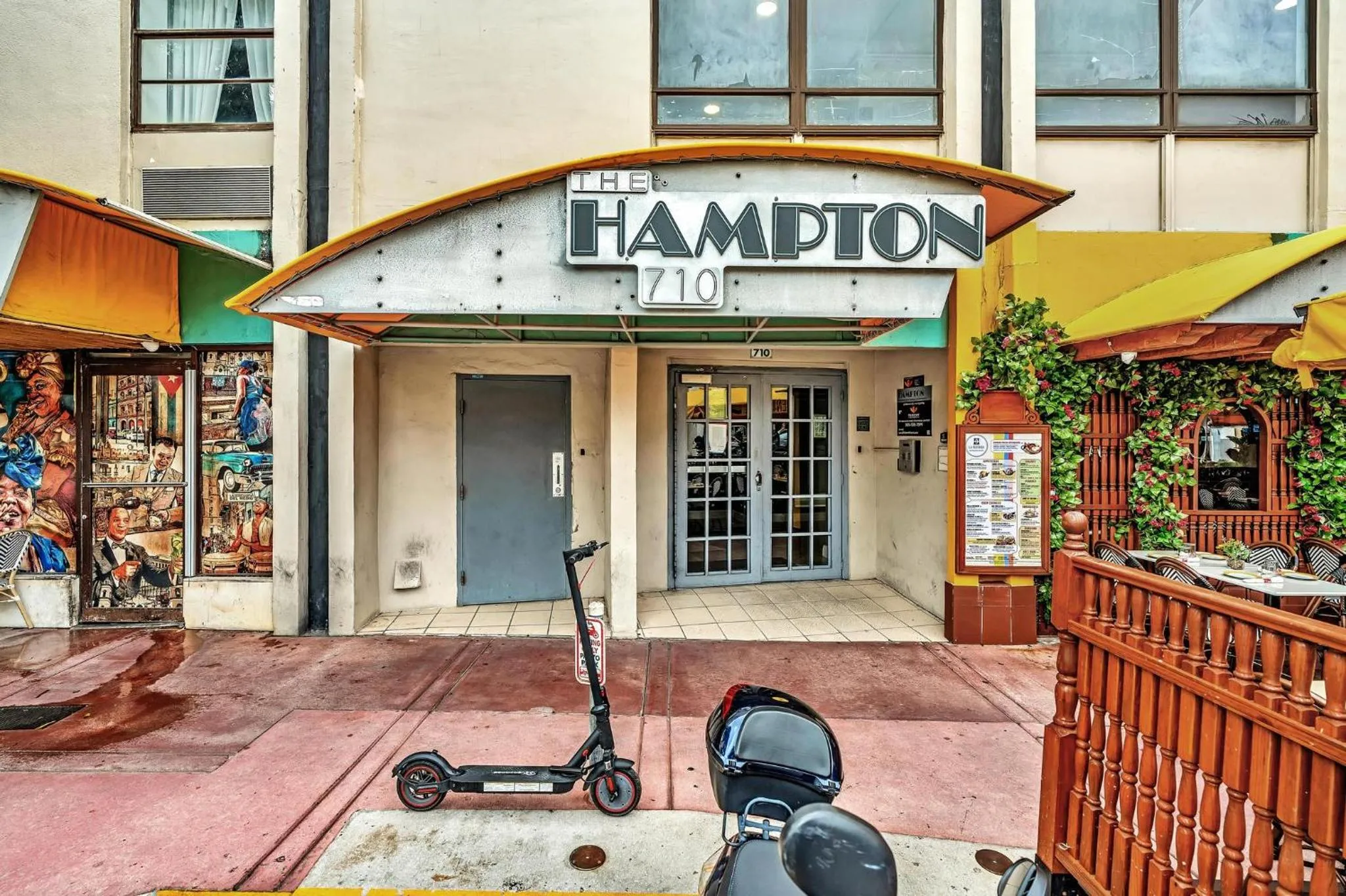 Street view in 1 bedroom in the BEST location in South Beach !