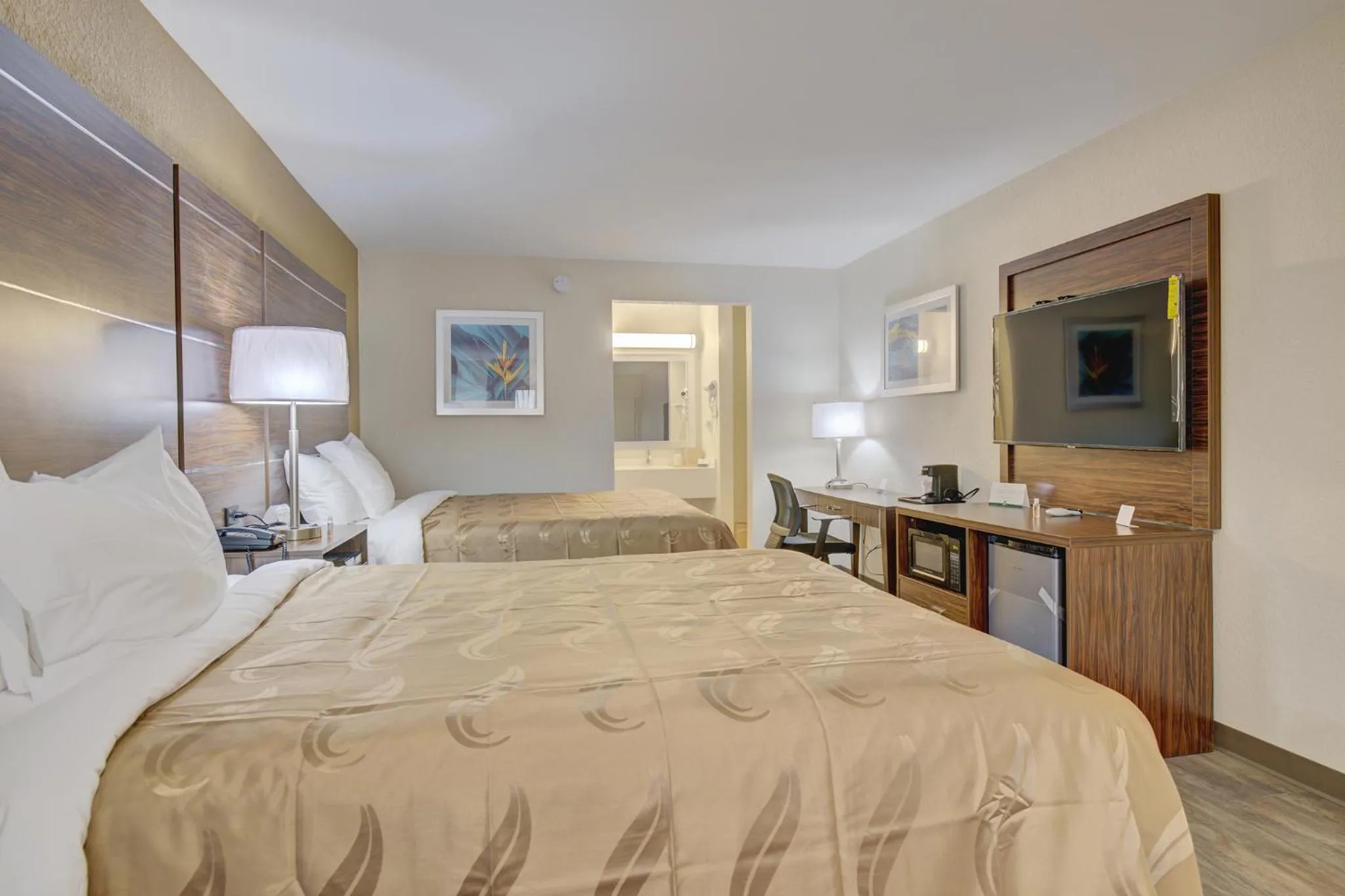 Bedroom, Bed in Quality Inn & Suites