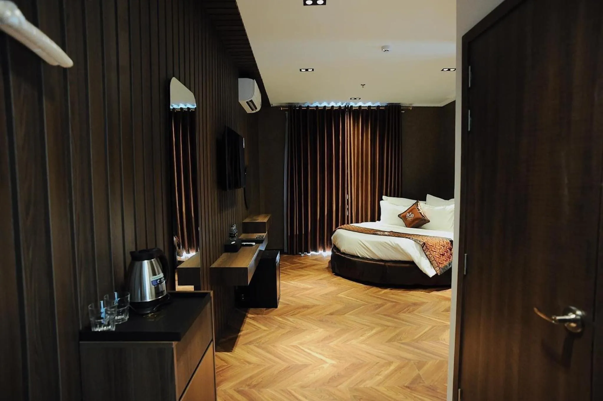 Bedroom, Bed in B.O.B HOTEL SIGNATURE