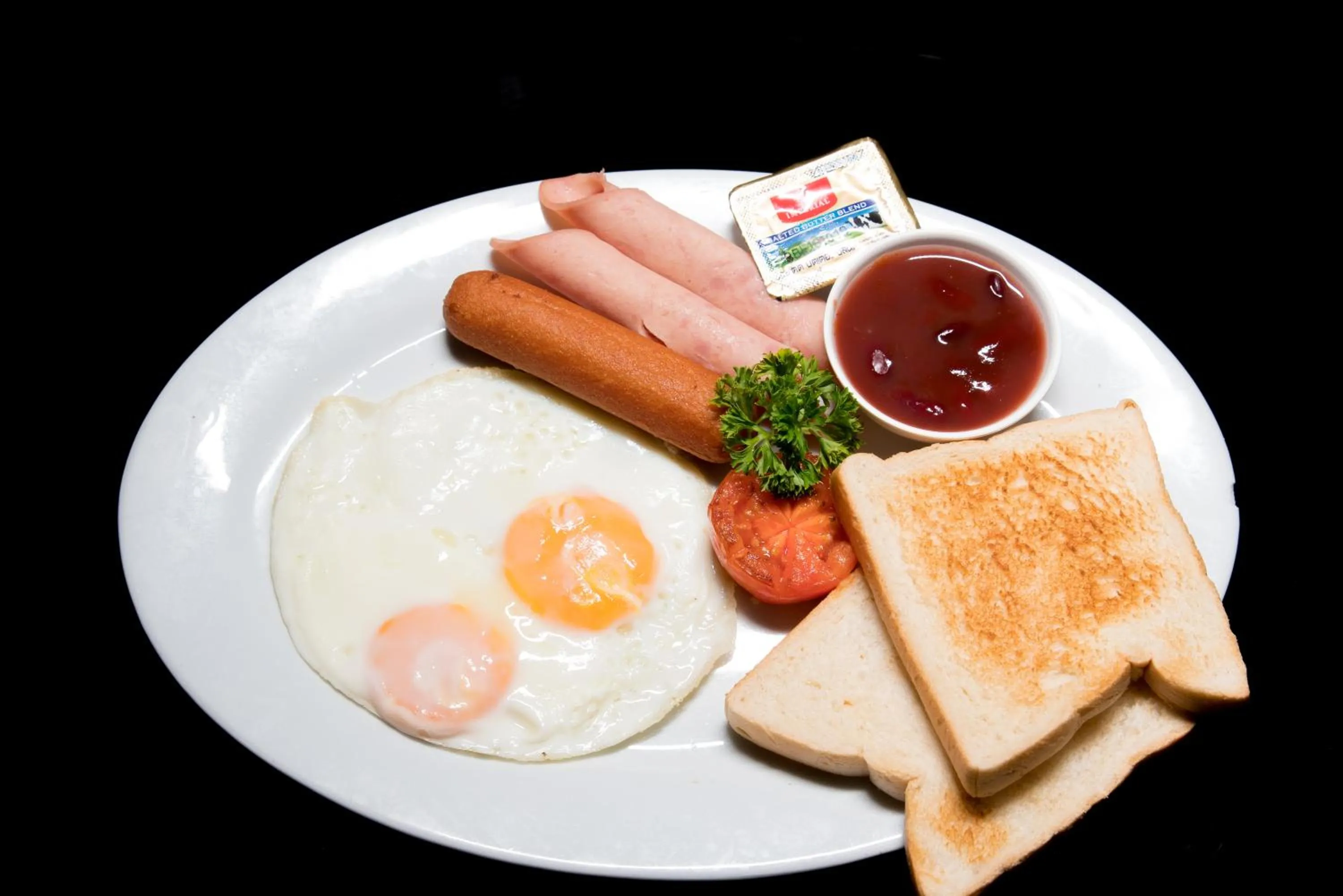 Breakfast in Royal Beach Residence, Patong Beach