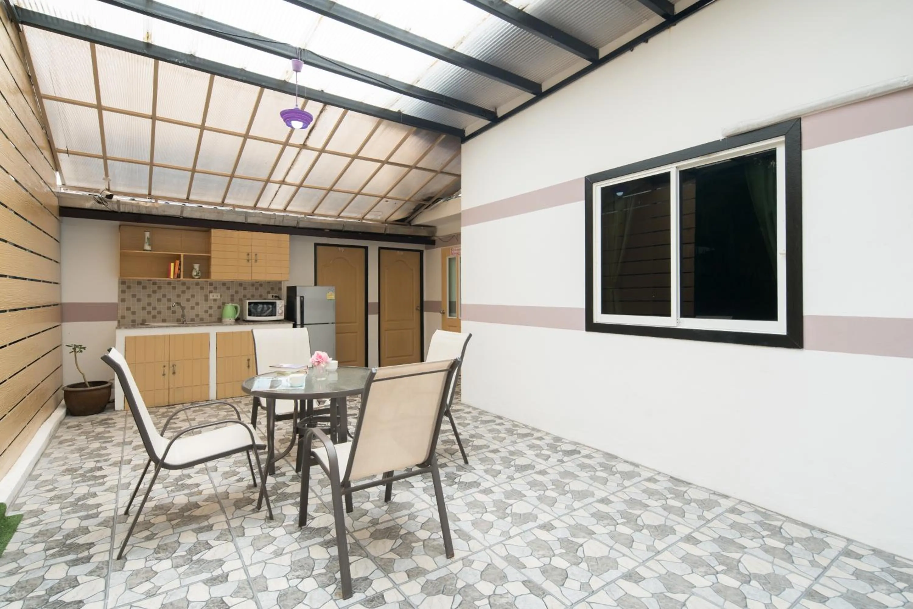 Kitchen or kitchenette in Royal Beach Residence, Patong Beach