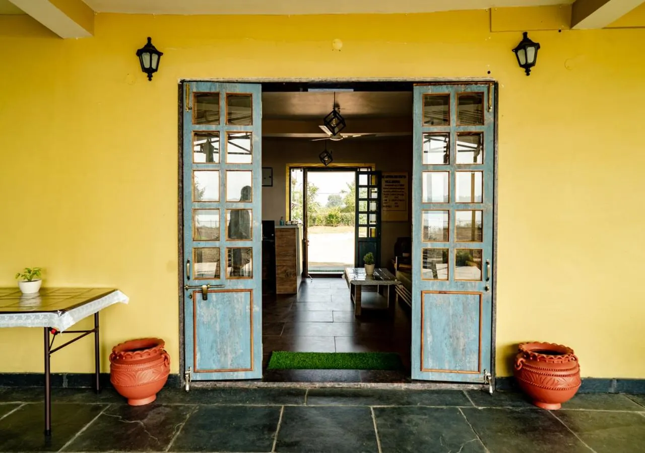 Facade/entrance in The Satpura Panchtatva Villa
