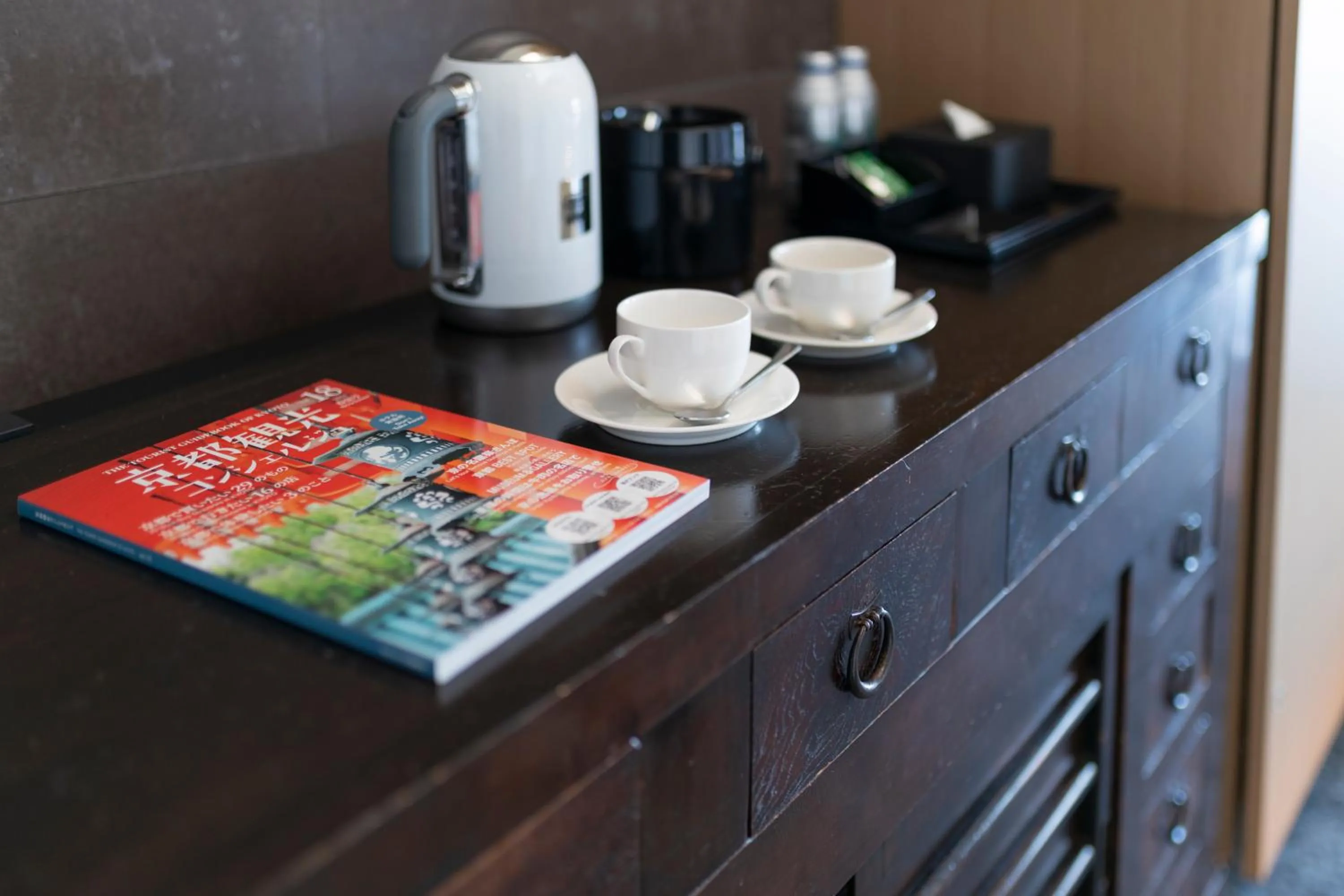 Coffee/tea facilities in Park Hotel Kyoto