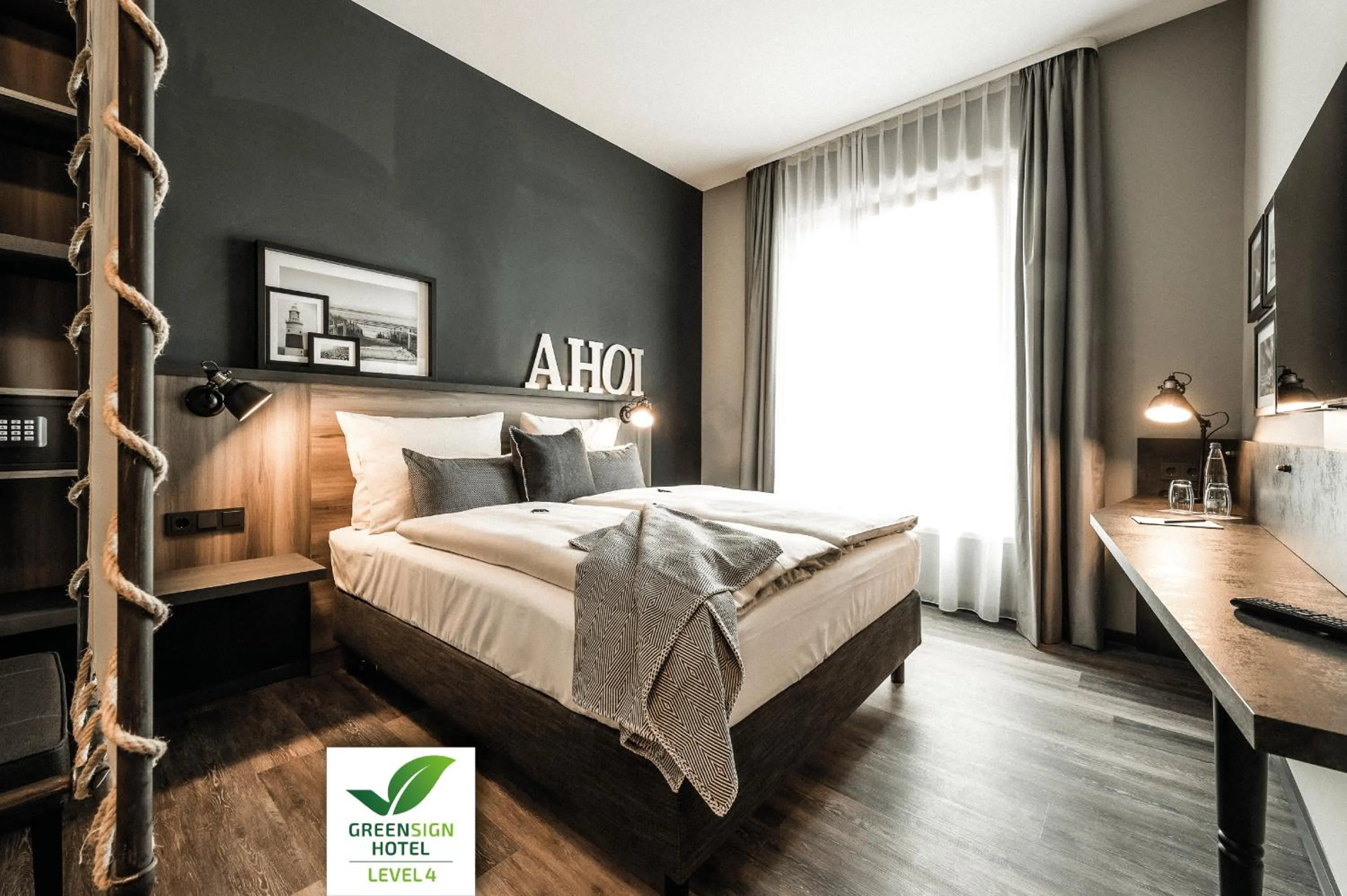 Bed in HARBR Hotel Ludwigsburg, a member of Radisson Individuals