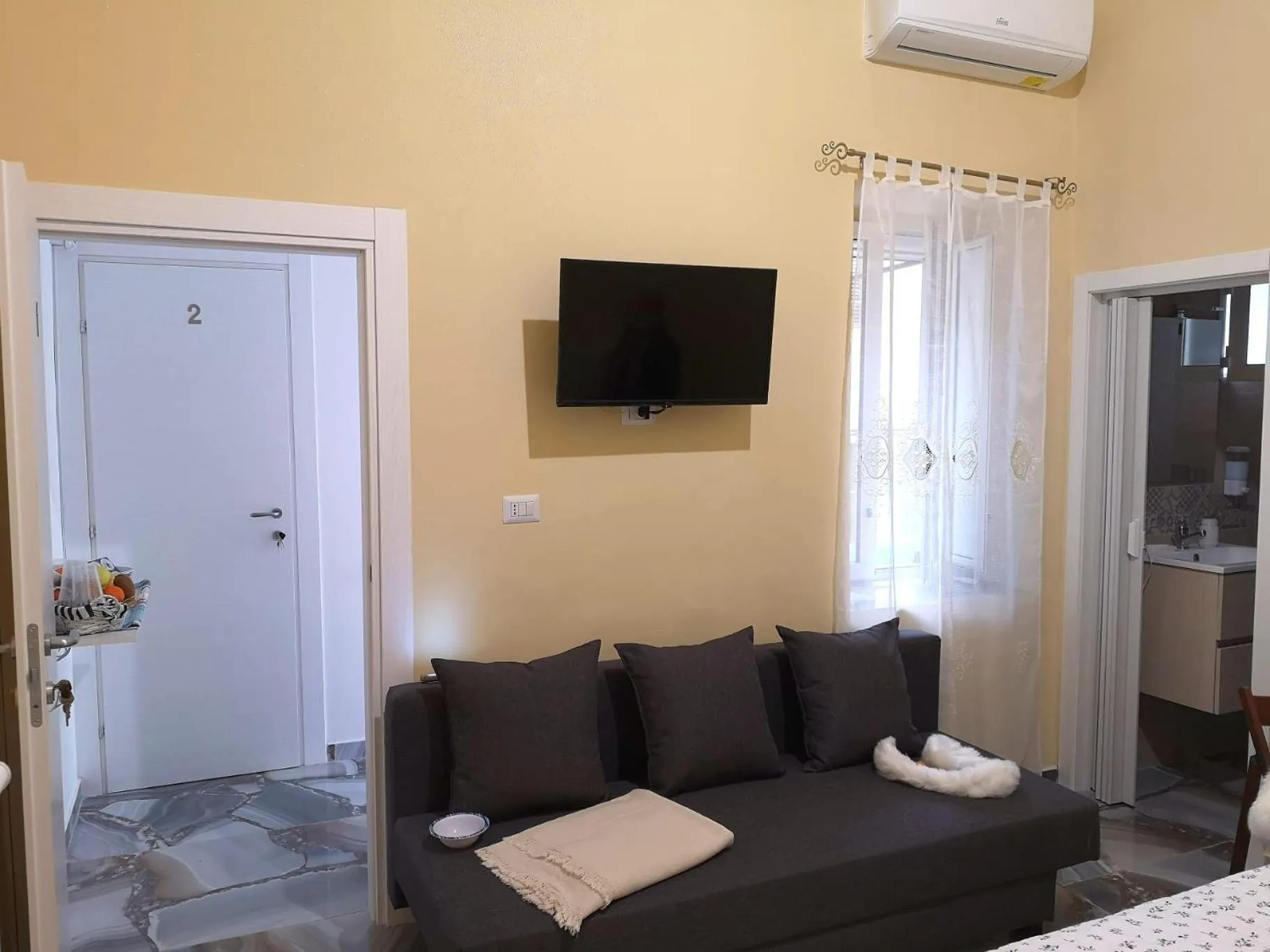 TV and multimedia, Bed in Il faro 17