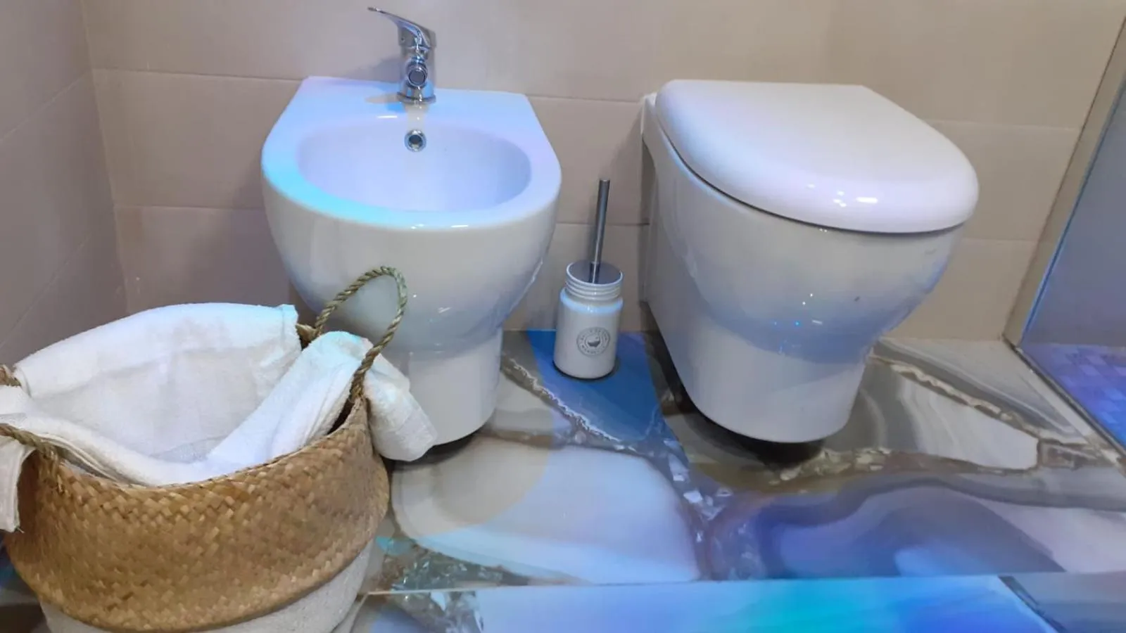 Bathroom in Il faro 17