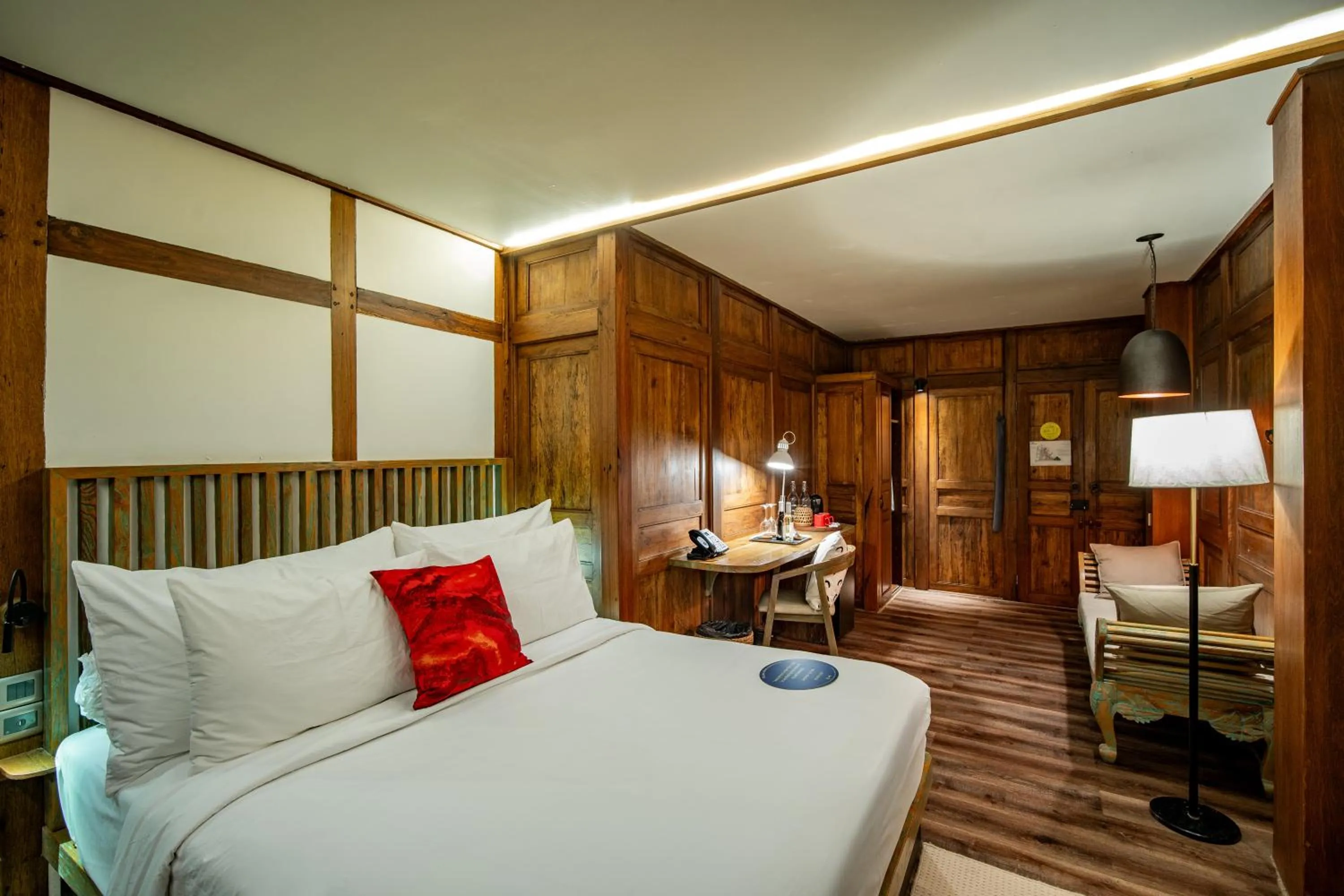 Bed in Tira Vilagna Suites & Spa