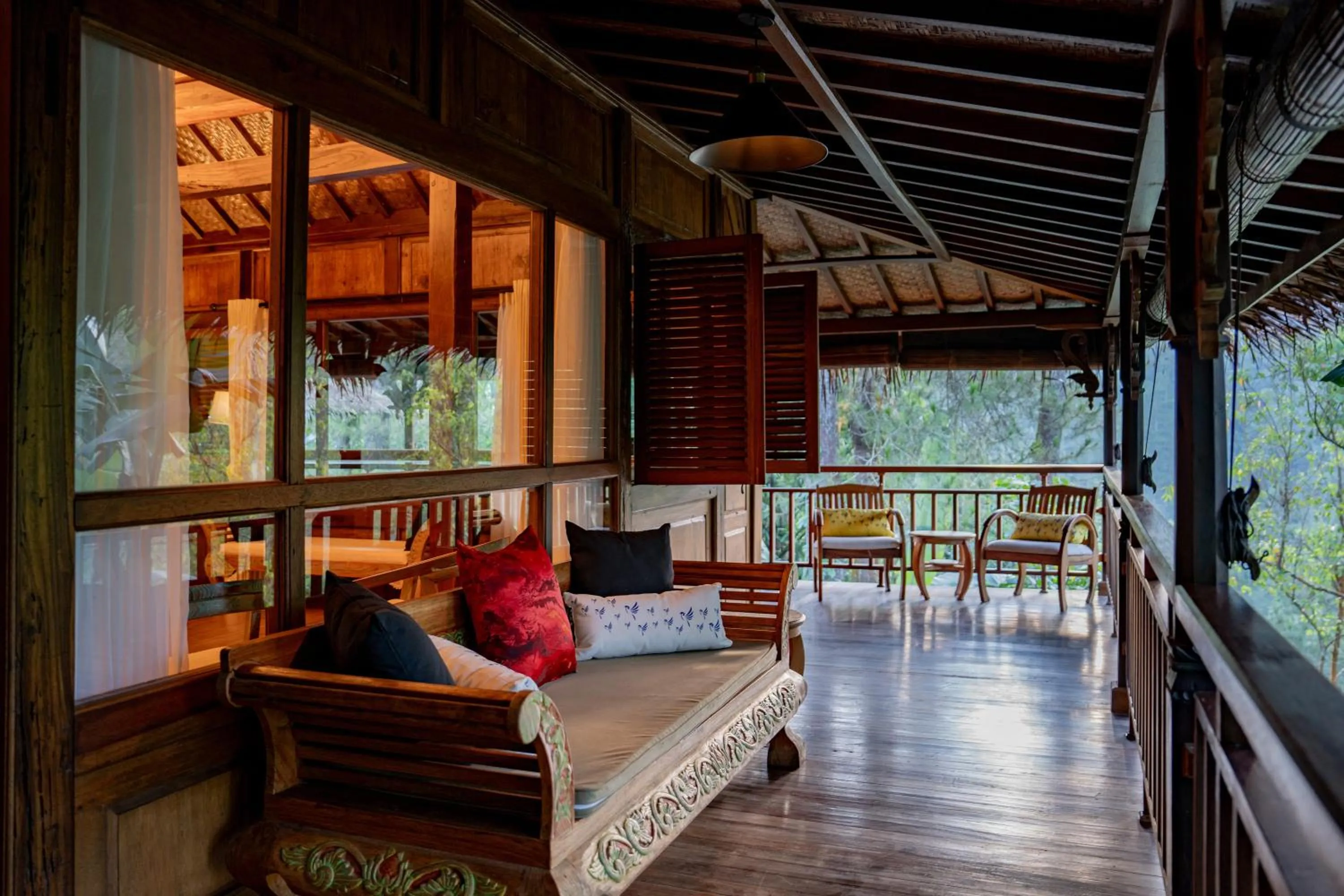 Seating area in Tira Vilagna Suites & Spa