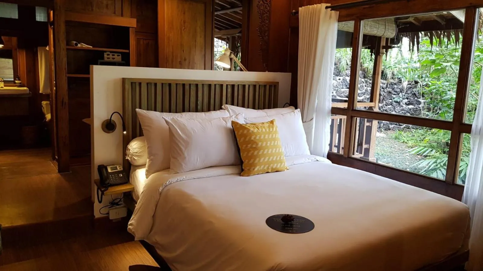 Queen Room with Garden View in Tira Vilagna Suites & Spa