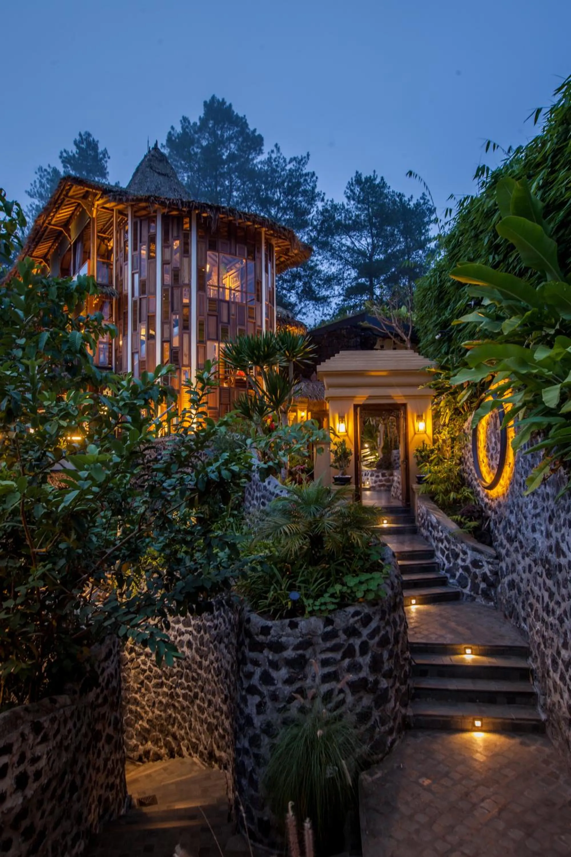 Tira Vilagna Suites & Spa