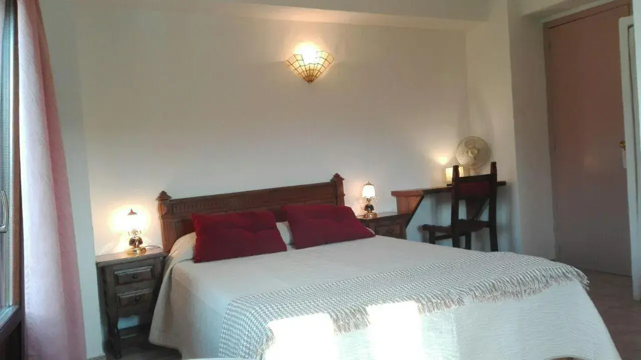 Double Room with Mountain View in L'Almàssera Casa Rural & Restaurant Double Room with Mountain View in L'Almàssera Casa Rural & Restaurant