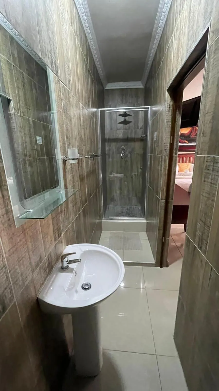 Shower in Belz Boutique Hotel
