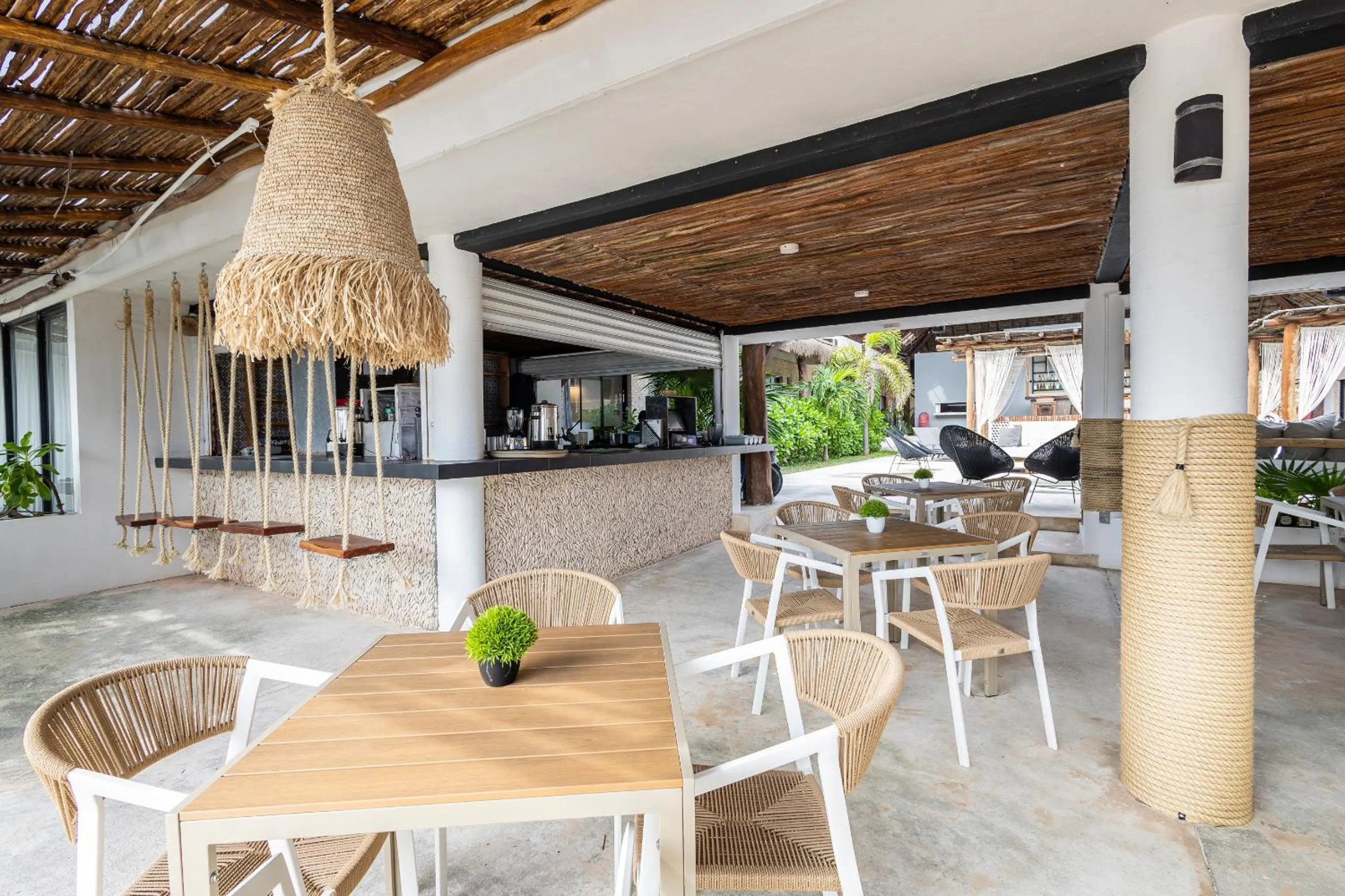 Restaurant/places to eat in Areia Playa del Carmen - Beach Front Hotel