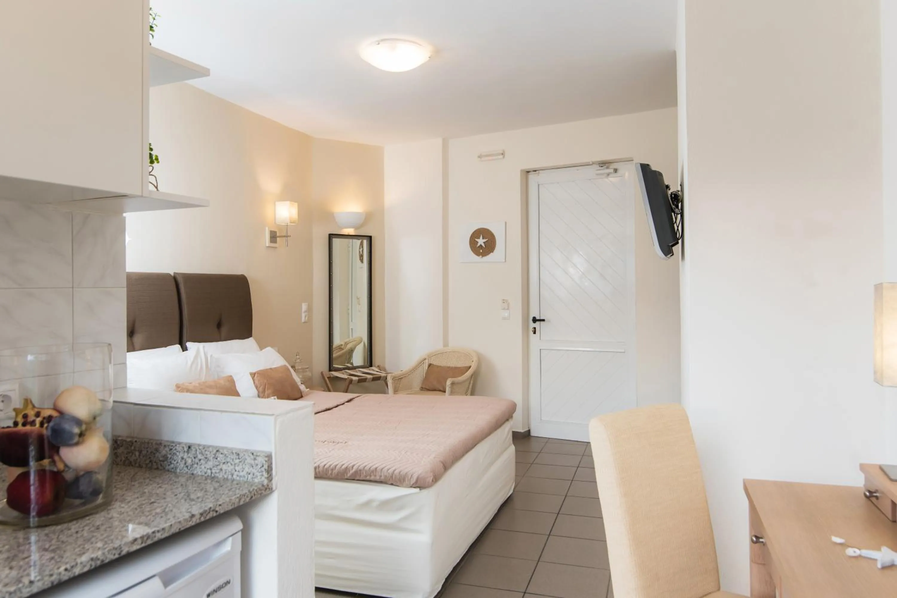 Bedroom, Bed in Mirage Studios