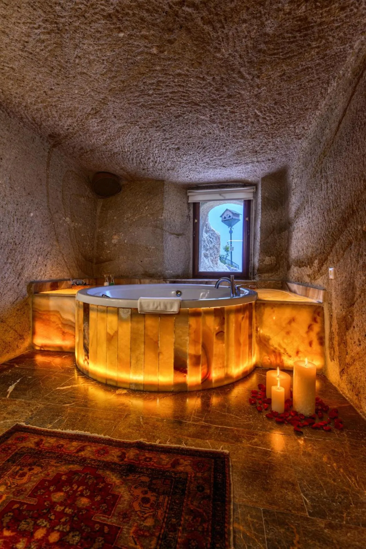 Bath in MUSEUM HOTEL - Relais & Châteaux