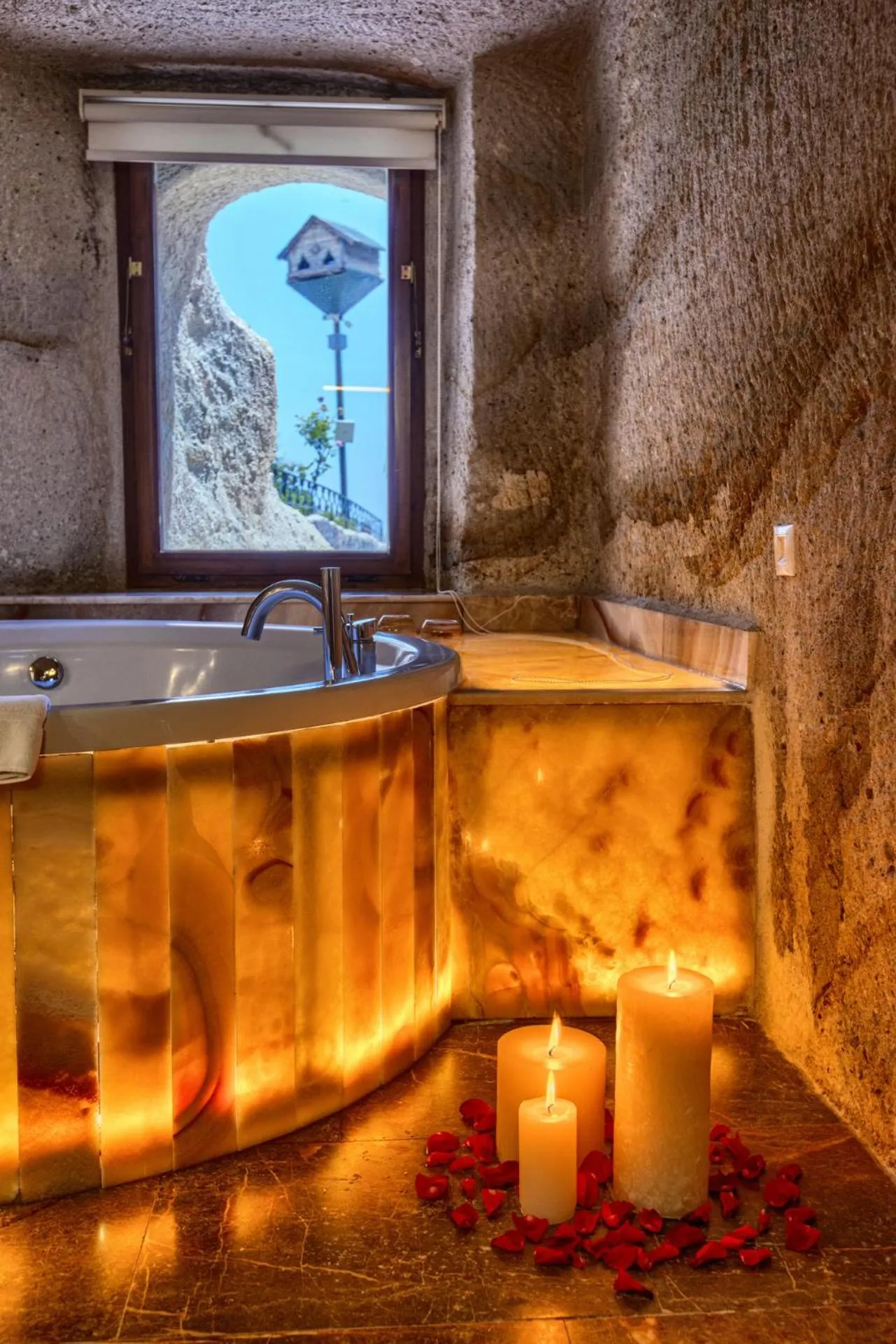 Bathroom in MUSEUM HOTEL - Relais & Châteaux