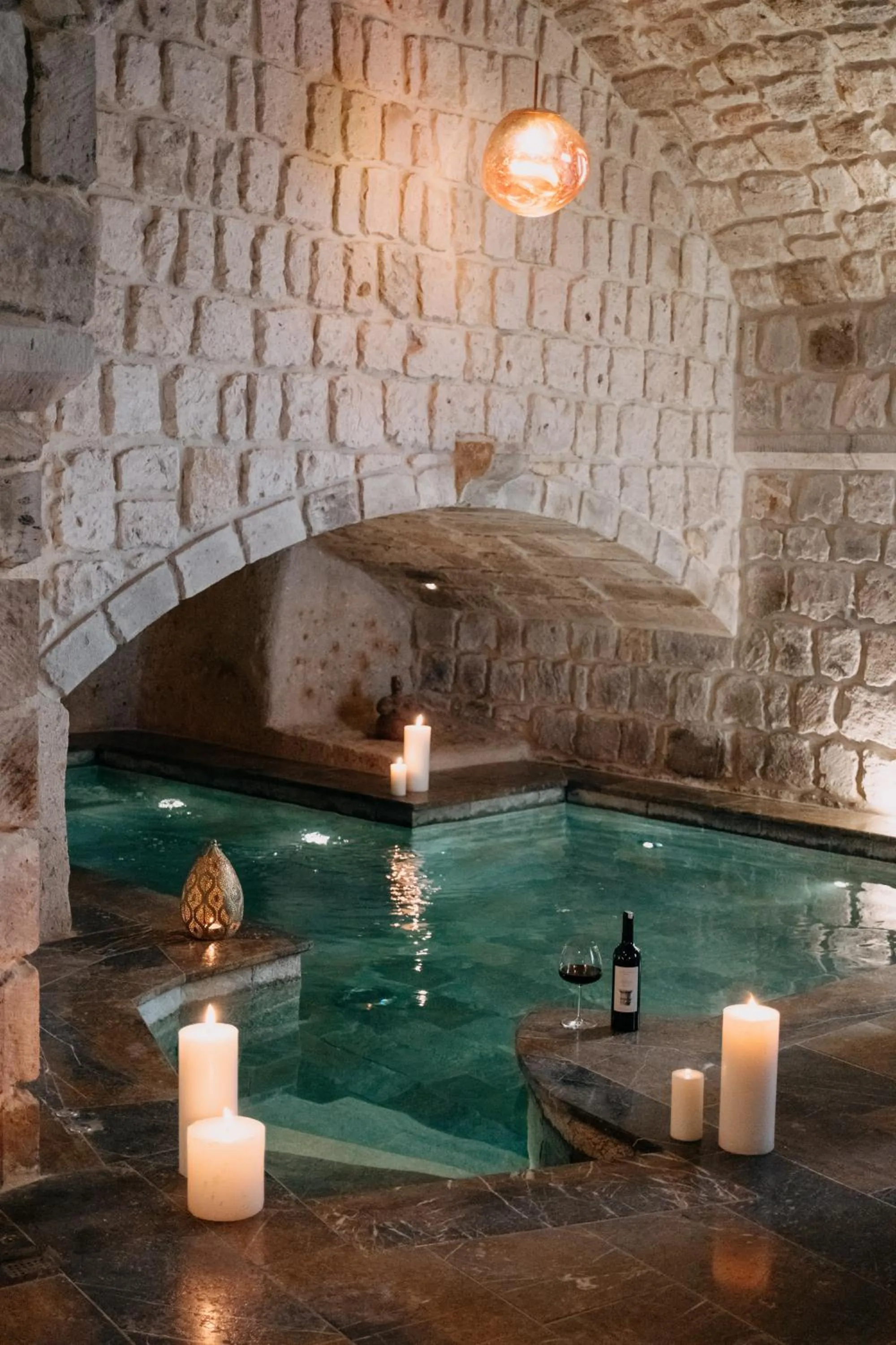 Swimming pool in MUSEUM HOTEL - Relais & Châteaux