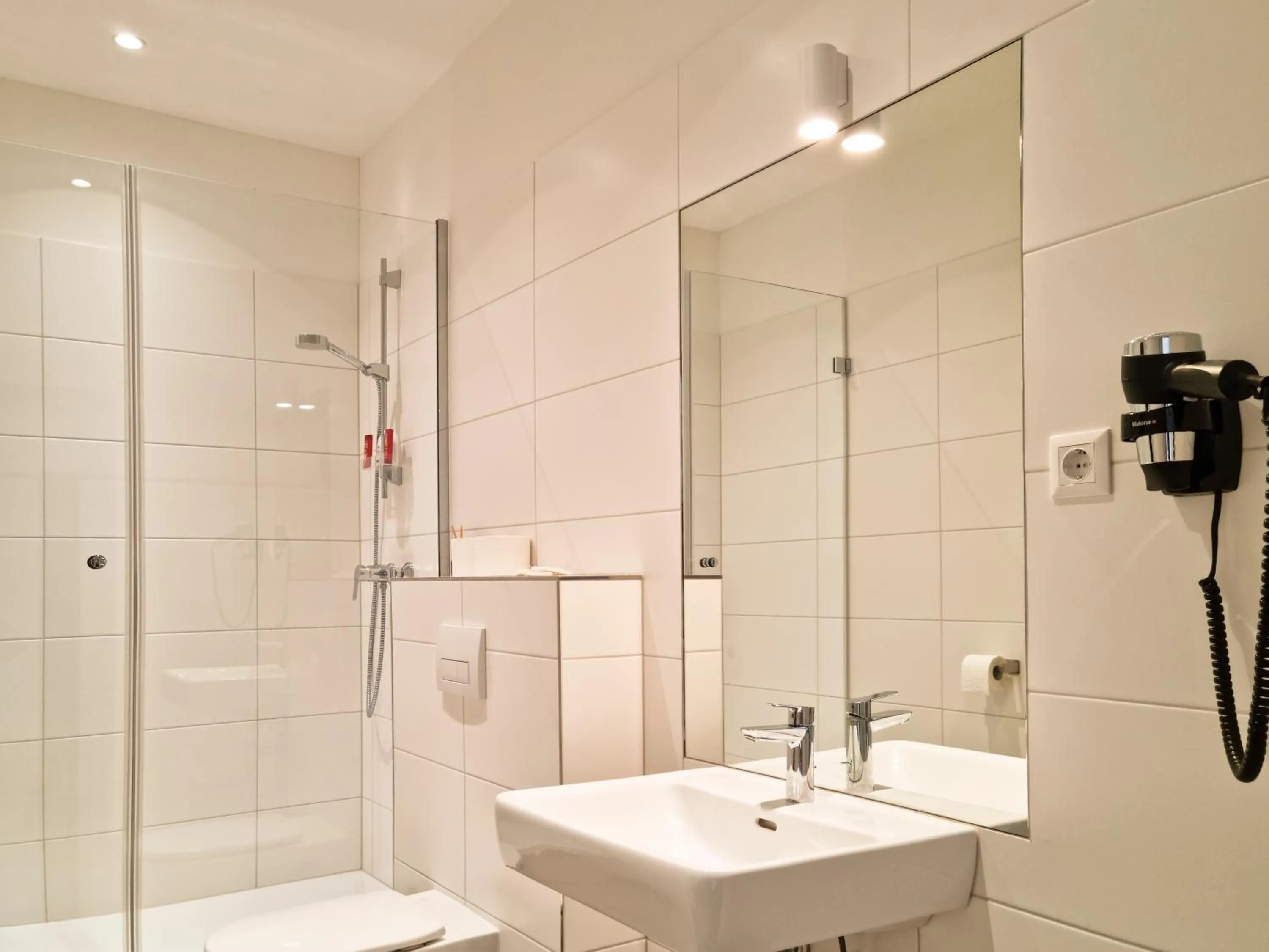 Bathroom in Pension Mozart - Newly Renovated