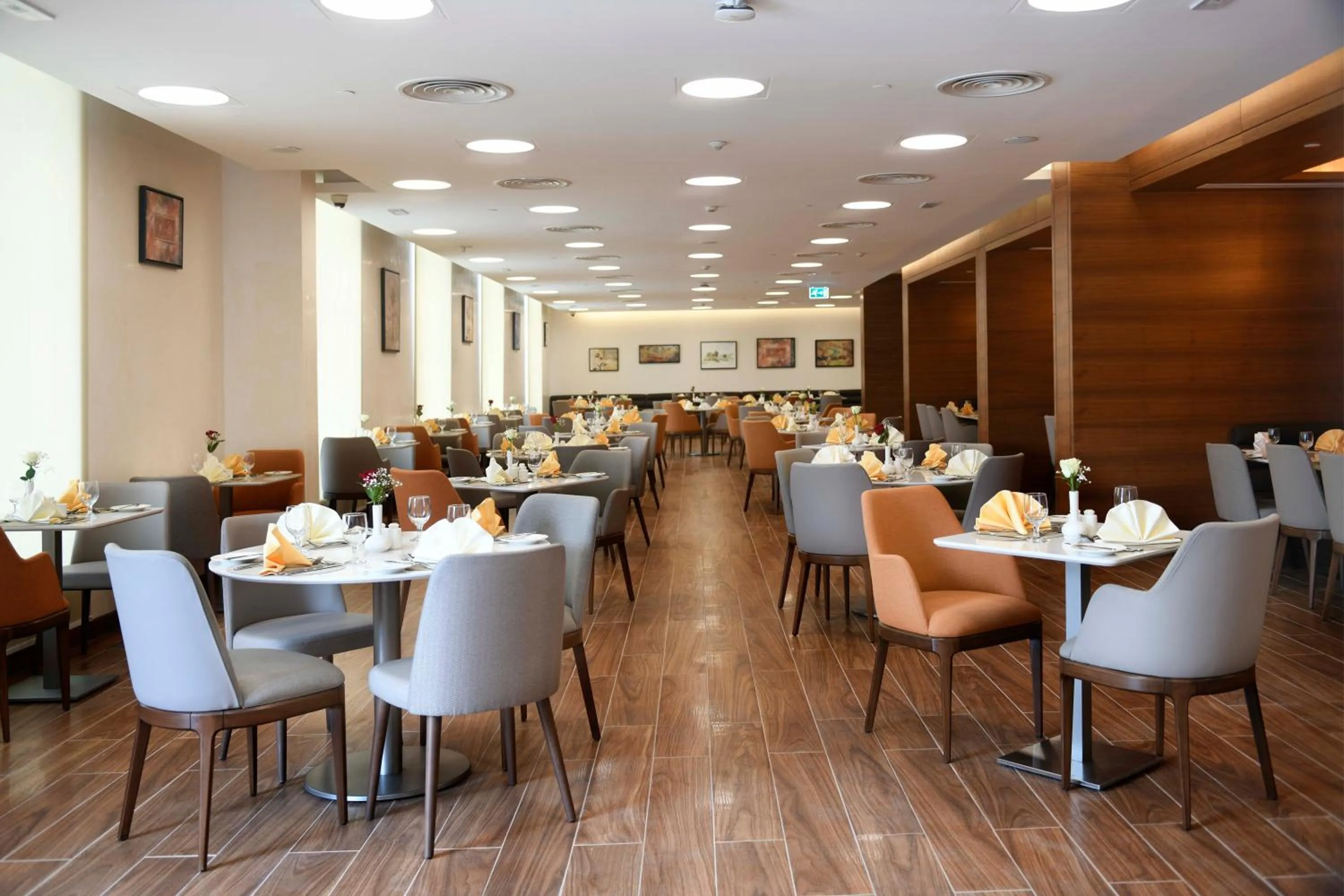 Restaurant/places to eat in Golden Tulip Riyadh Convention and Exhibition Center