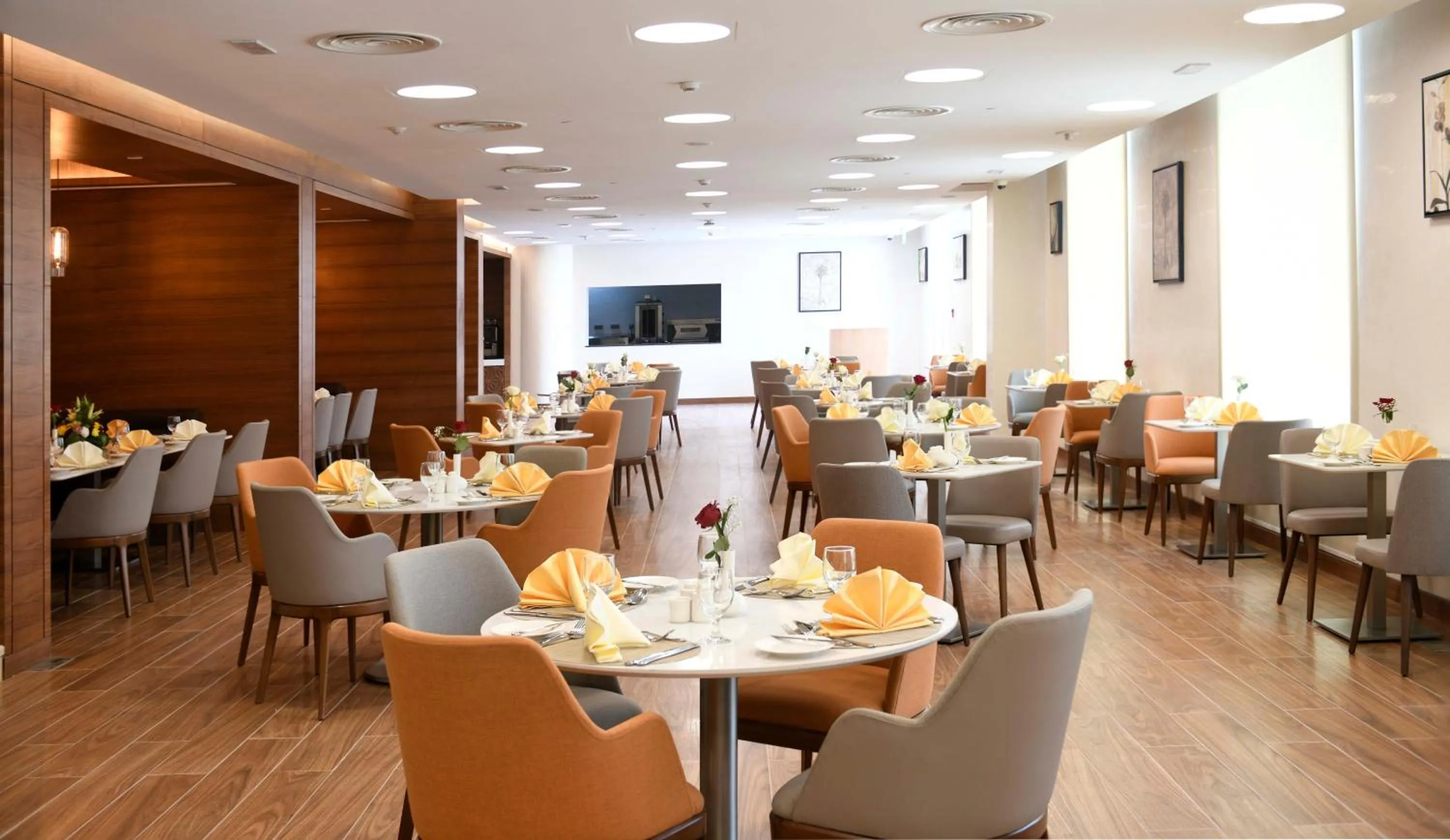 Restaurant/places to eat in Golden Tulip Riyadh Convention and Exhibition Center