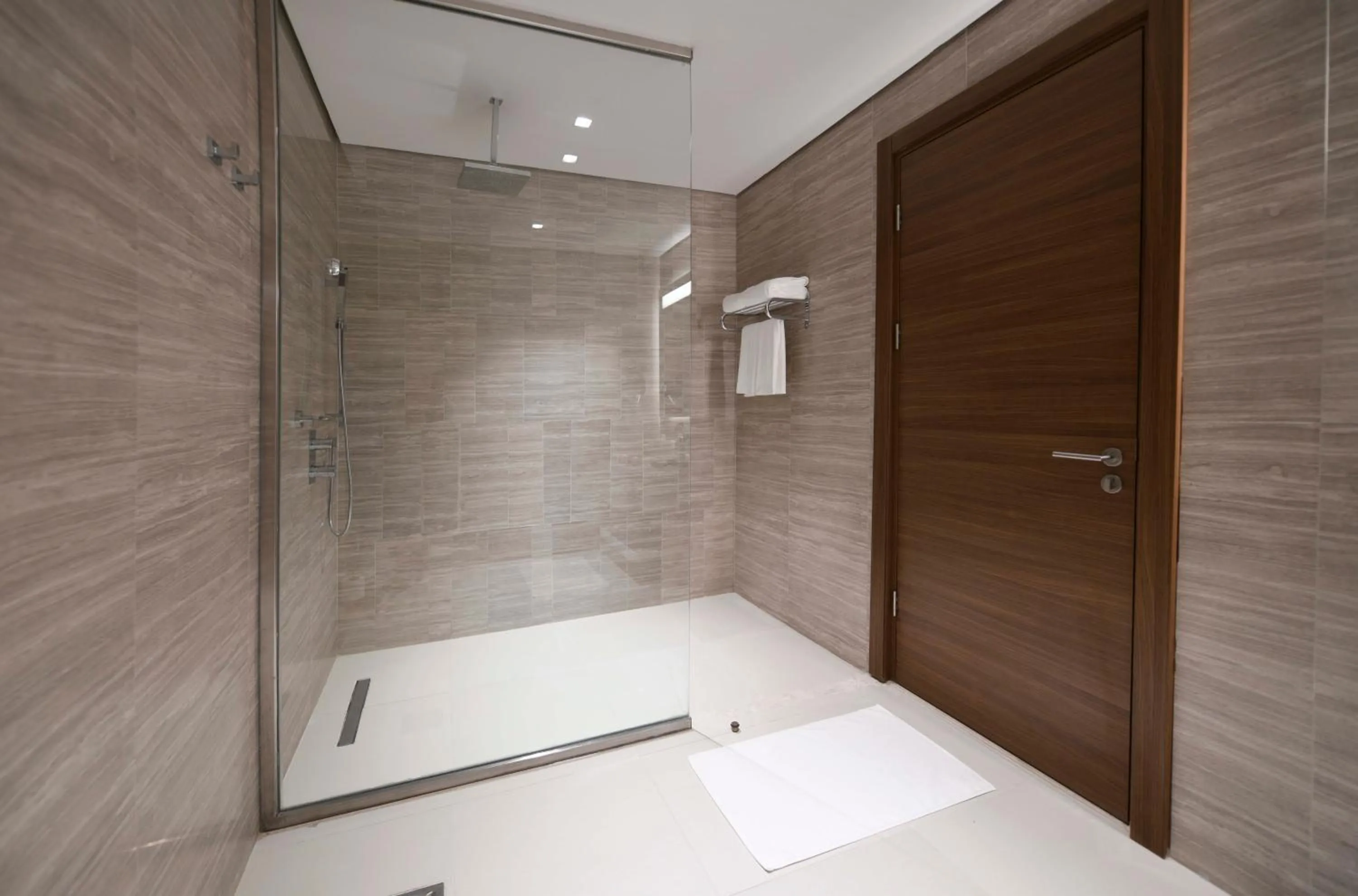 Bathroom in Golden Tulip Riyadh Convention and Exhibition Center