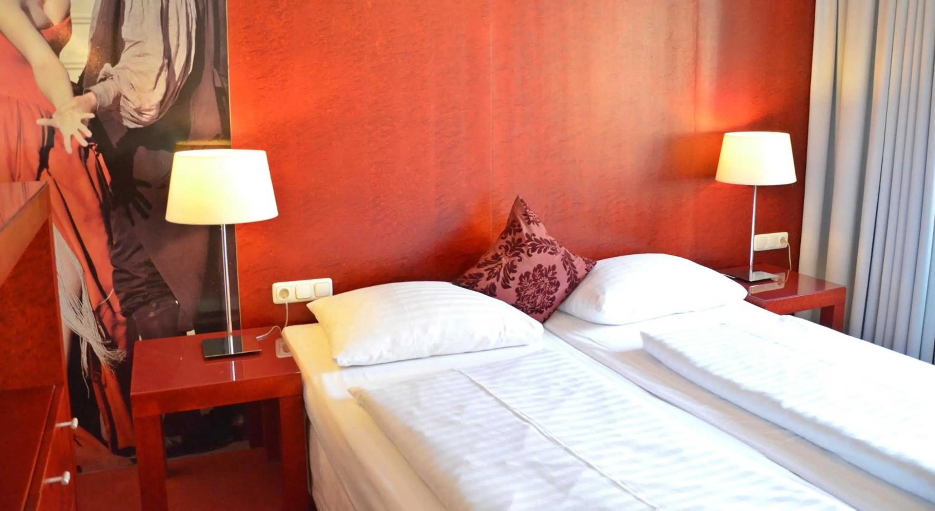 Bedroom, Bed in Am Neutor Hotel Salzburg Zentrum