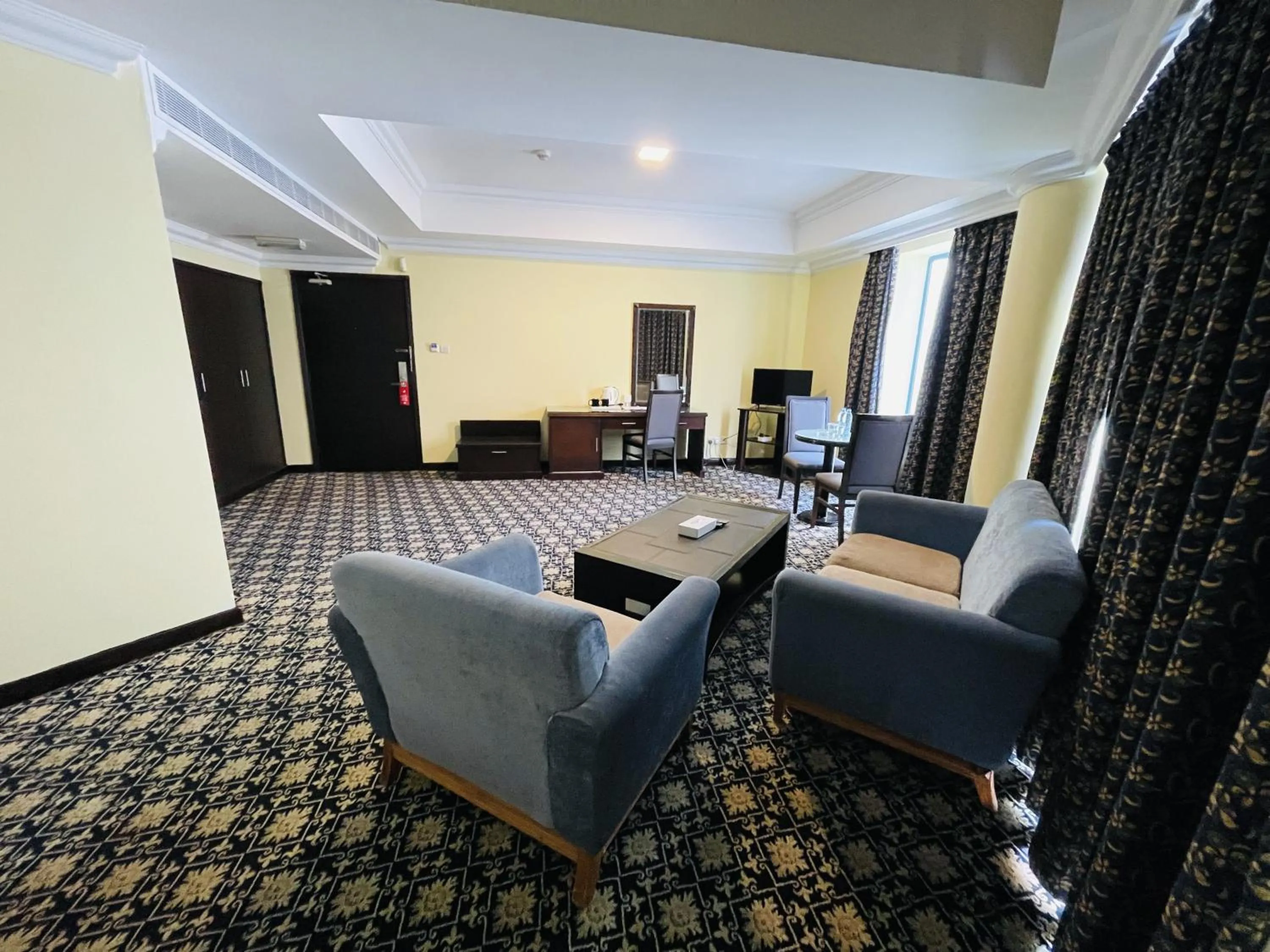 Seating area in Phoenicia Tower Hotel And Spa