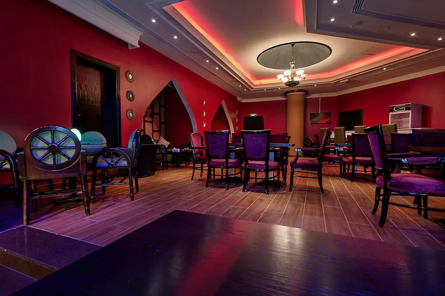 Restaurant/places to eat in Phoenicia Tower Hotel And Spa